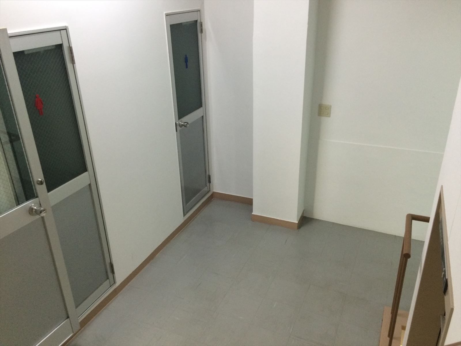 男女別トイレ