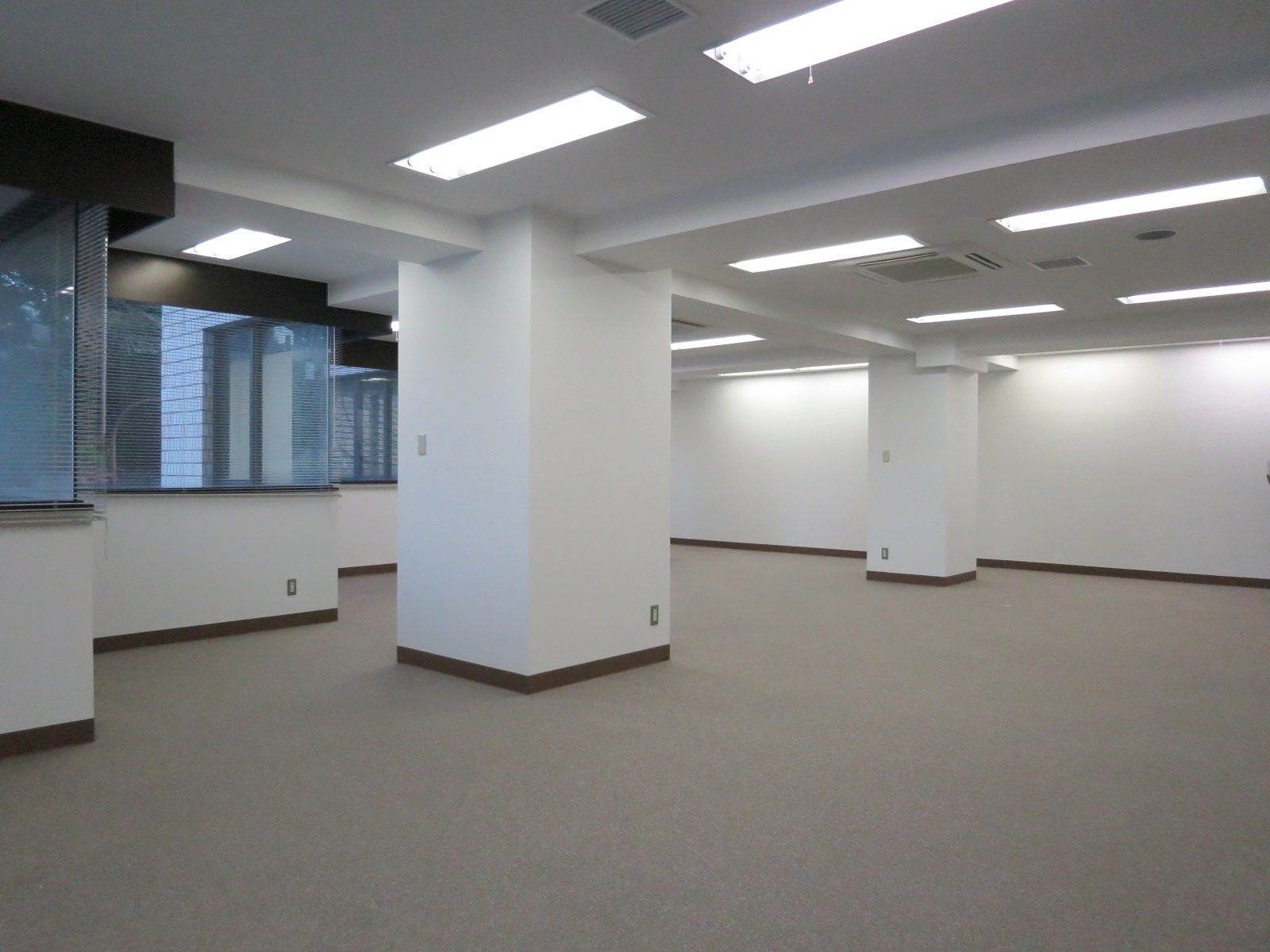 貸室内に一部柱あり