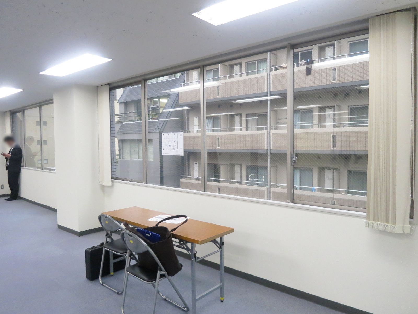 窓際の様子