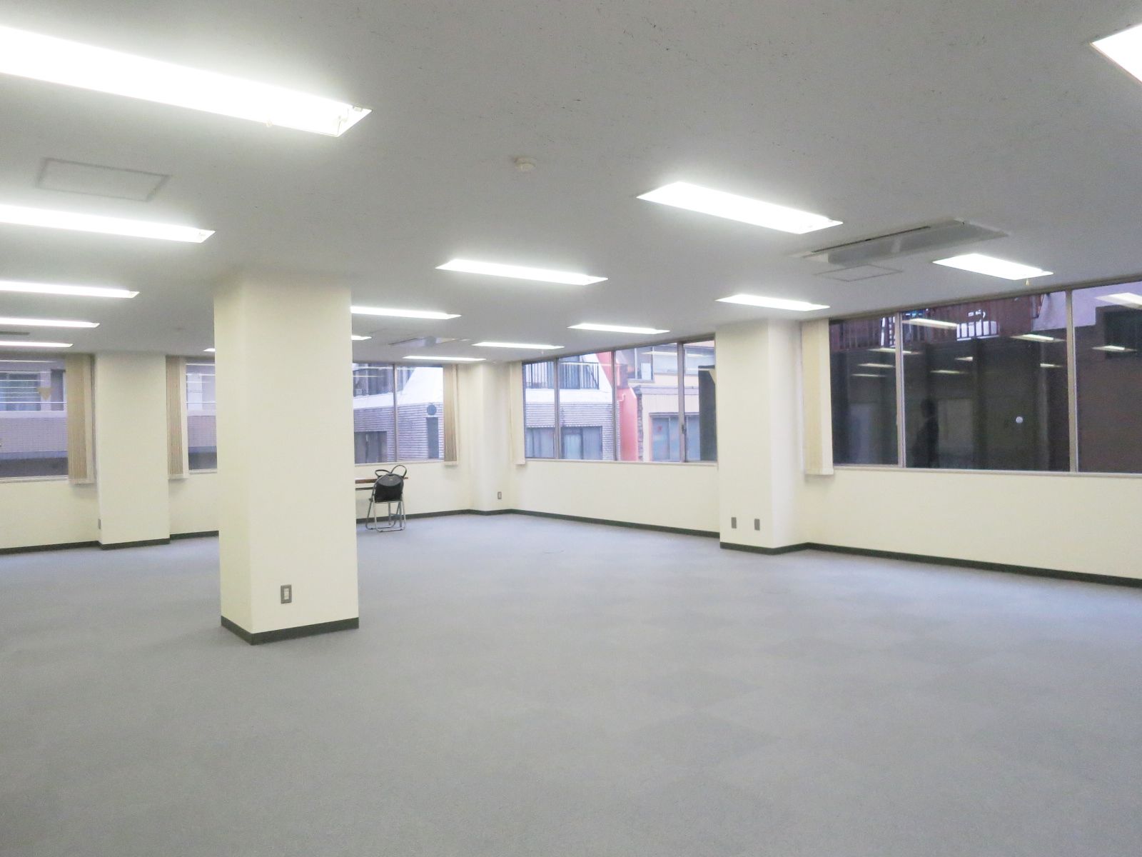 室内は採光が良好