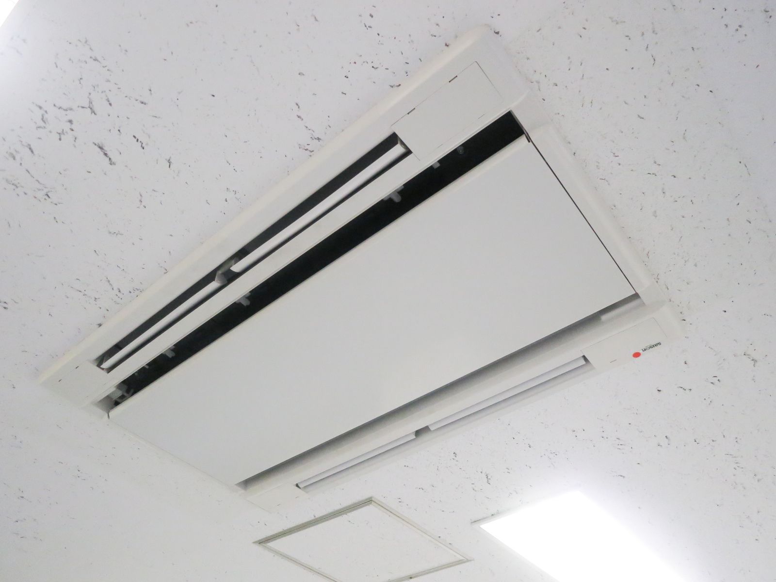空調