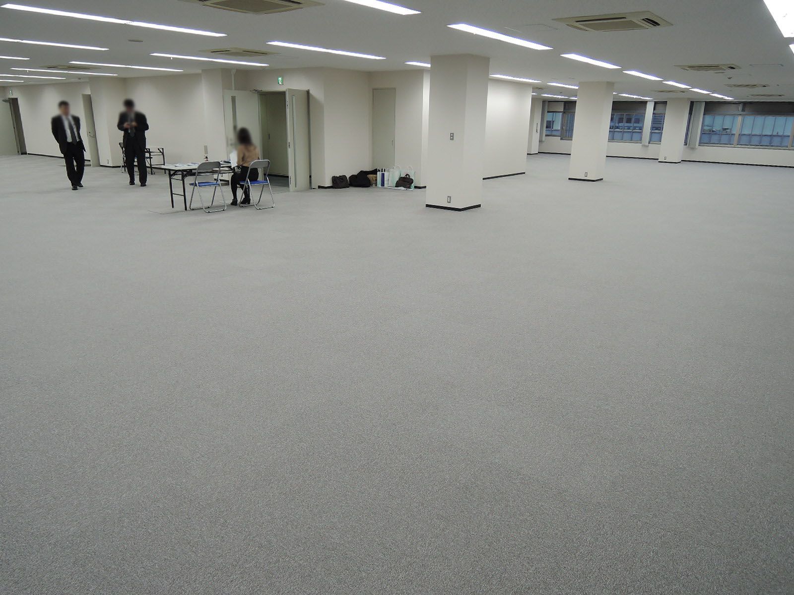 オフィス室内参考画像