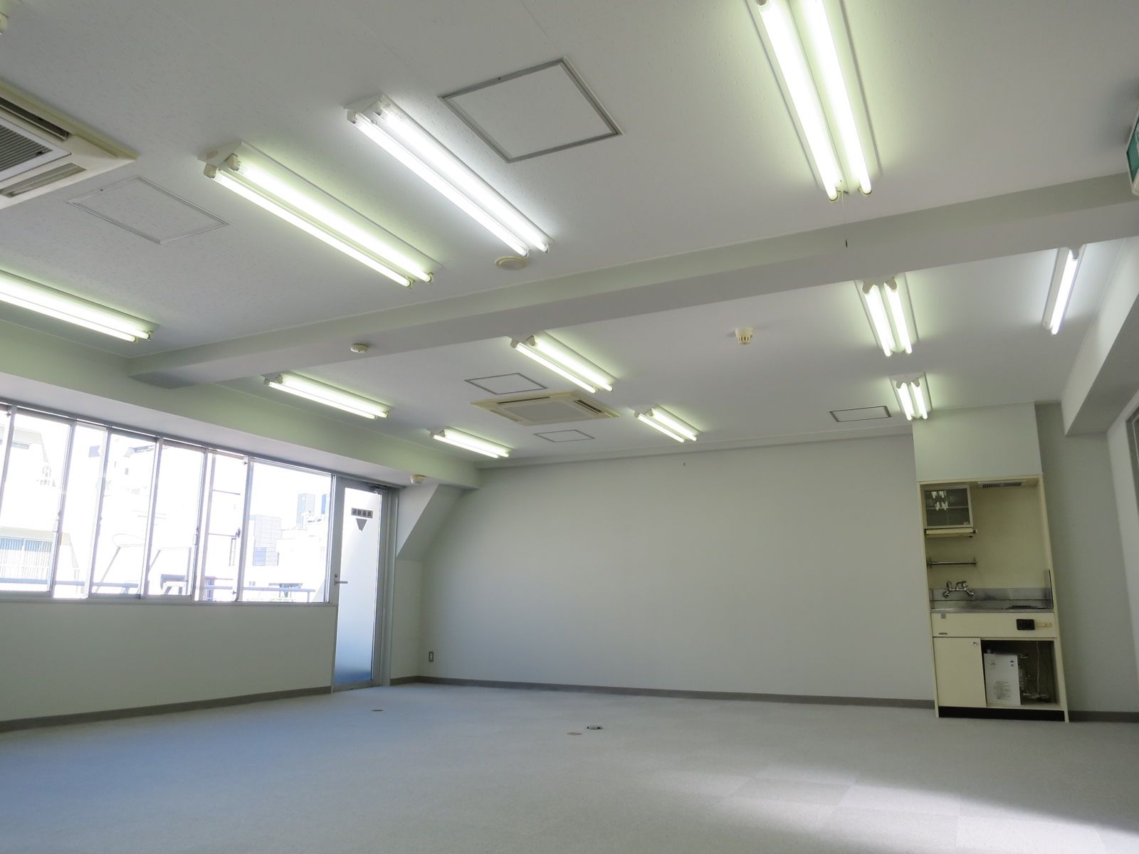 オフィス室内参考画像(7階)