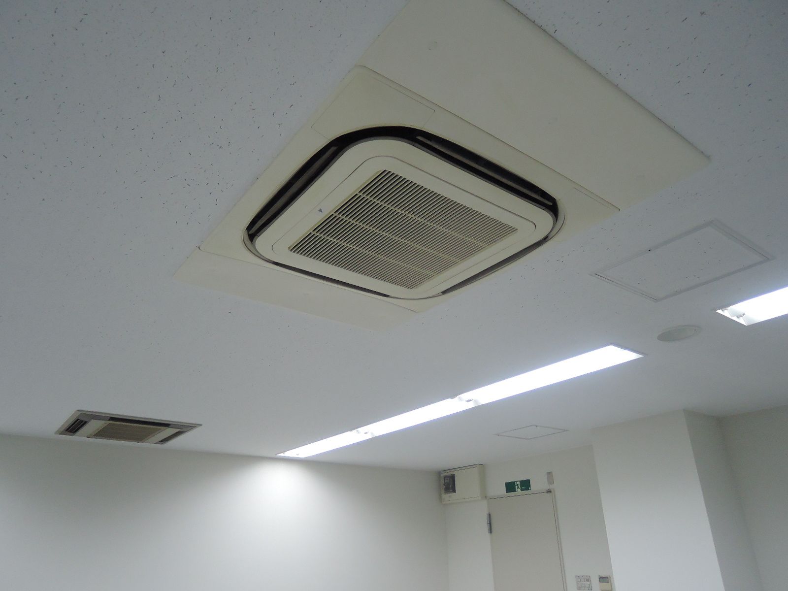 空調吹き出し口