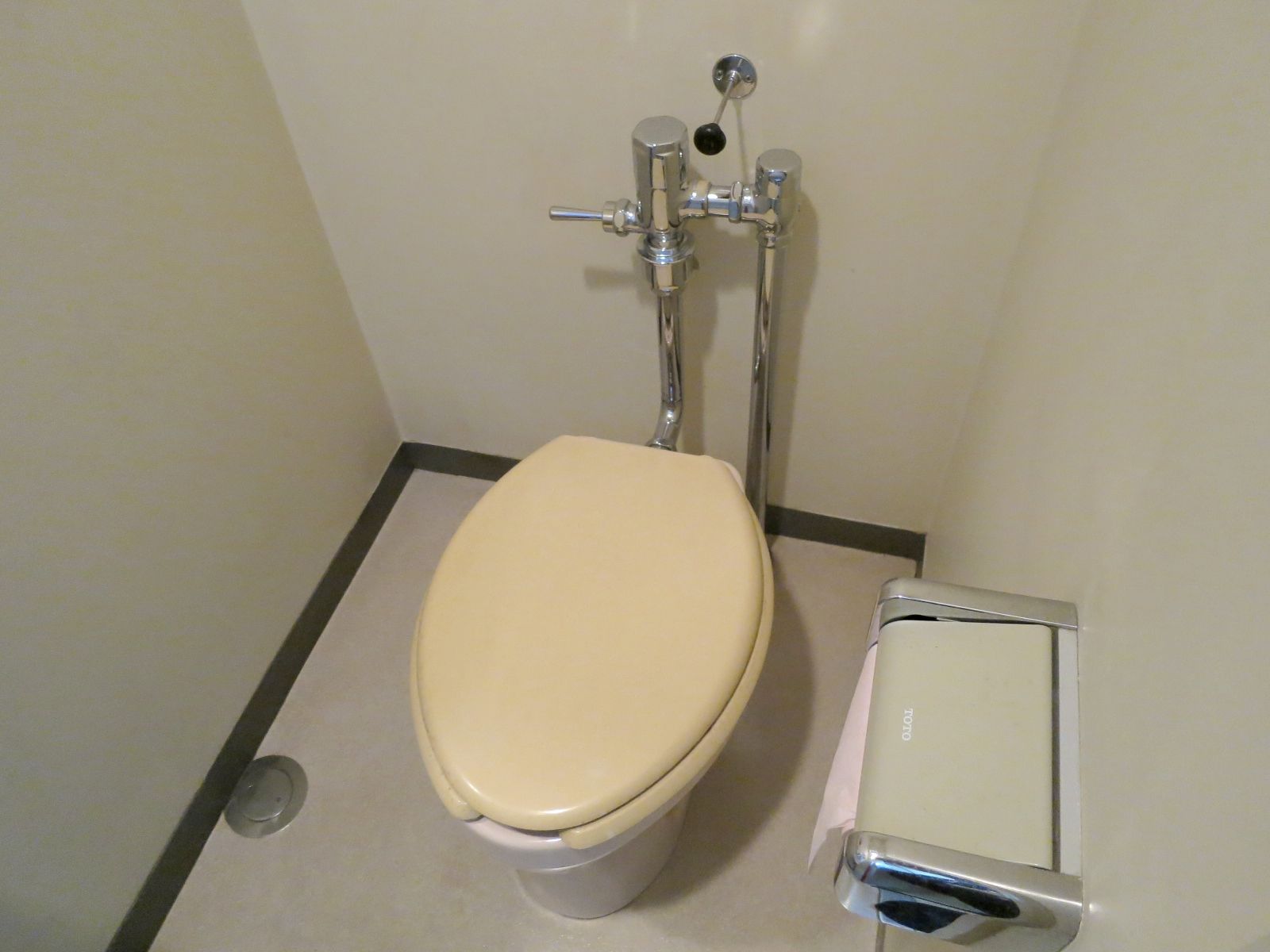 トイレ個室