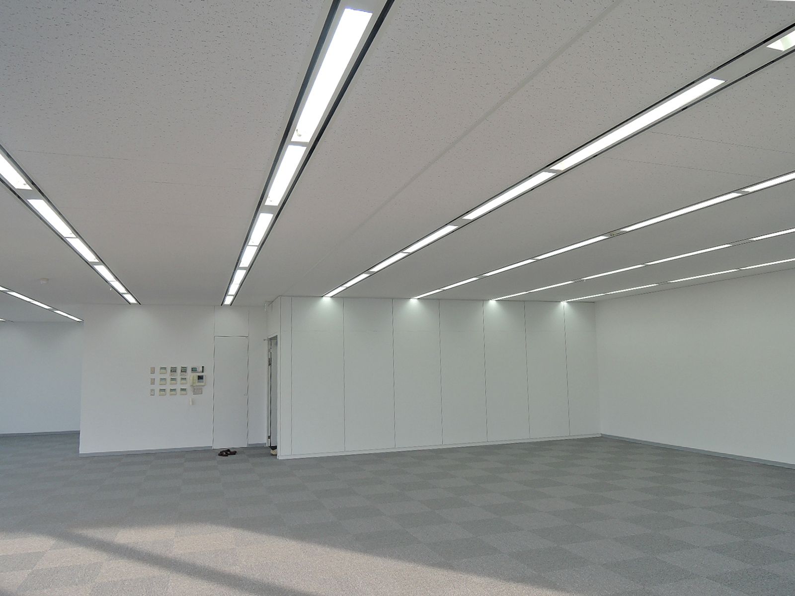 オフィス室内参考画像