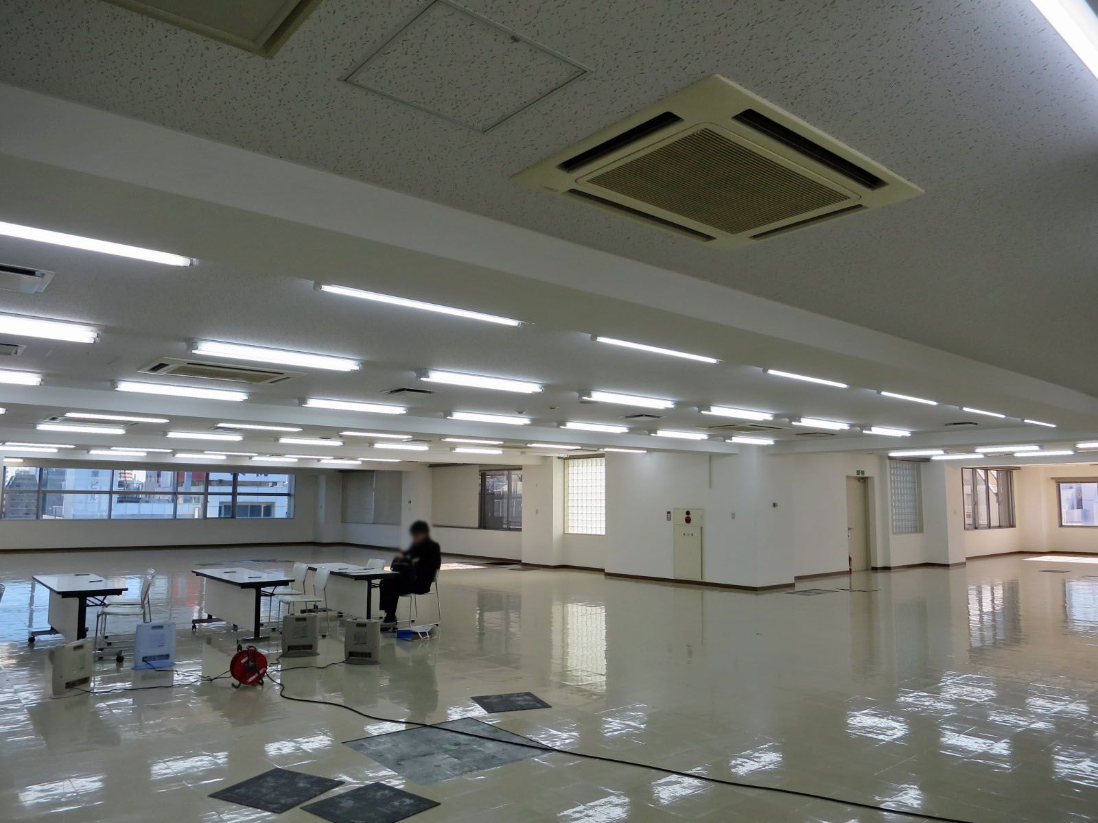 明るいオフィス