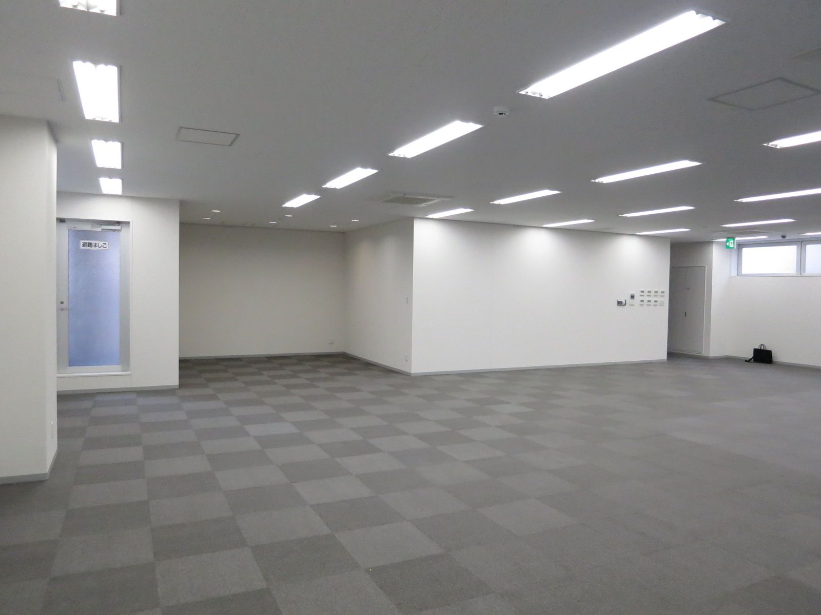 オフィス室内参考画像(6階)