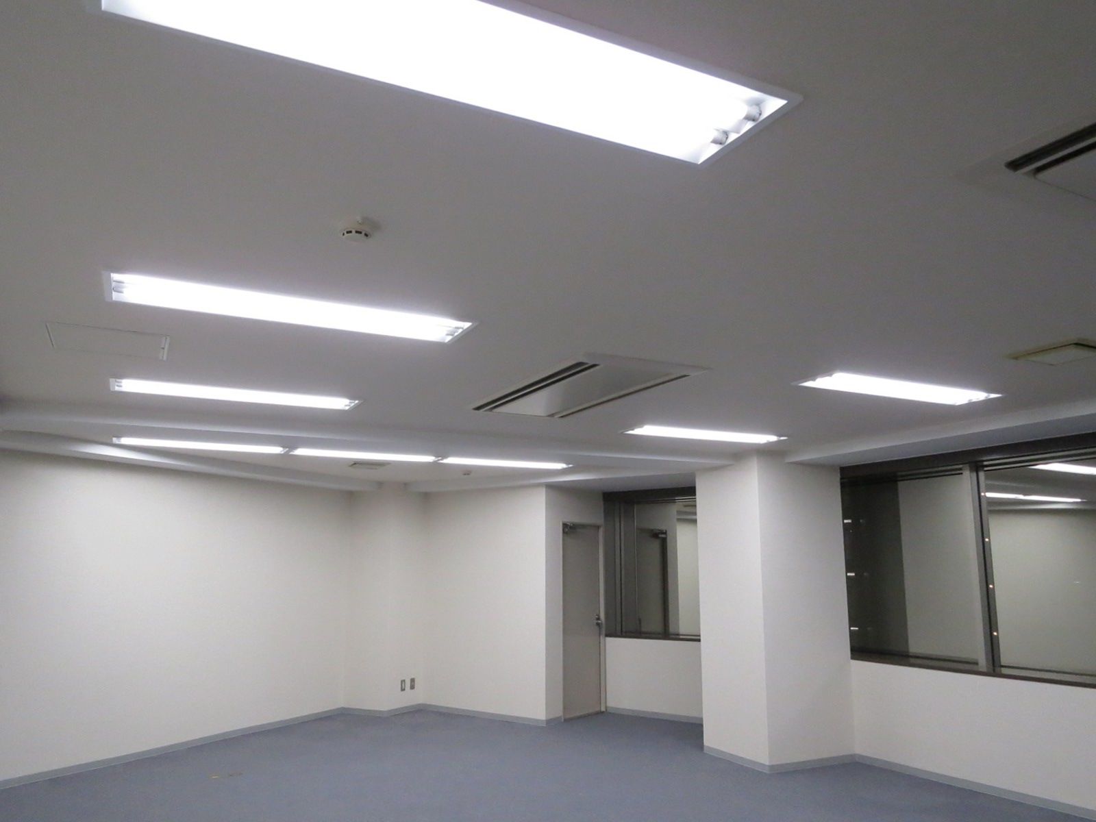 オフィス室内参考画像(6階)
