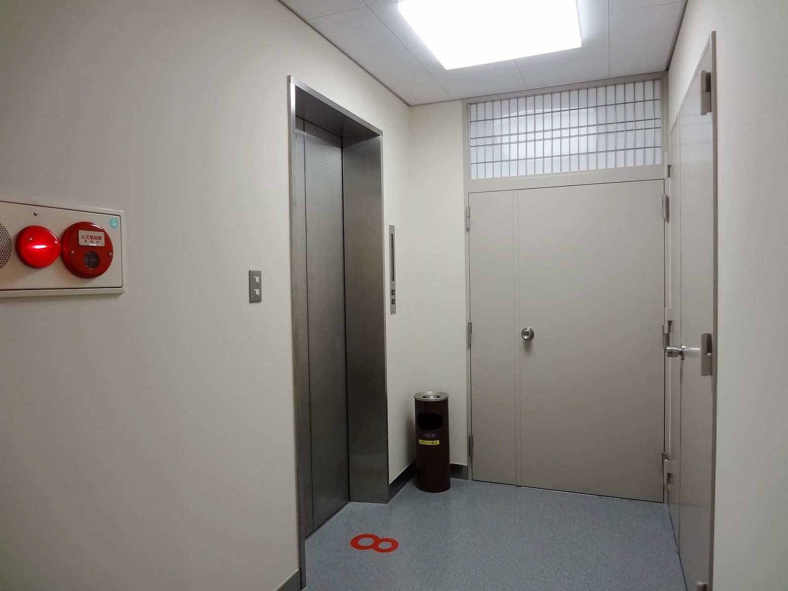 エレベーターホール