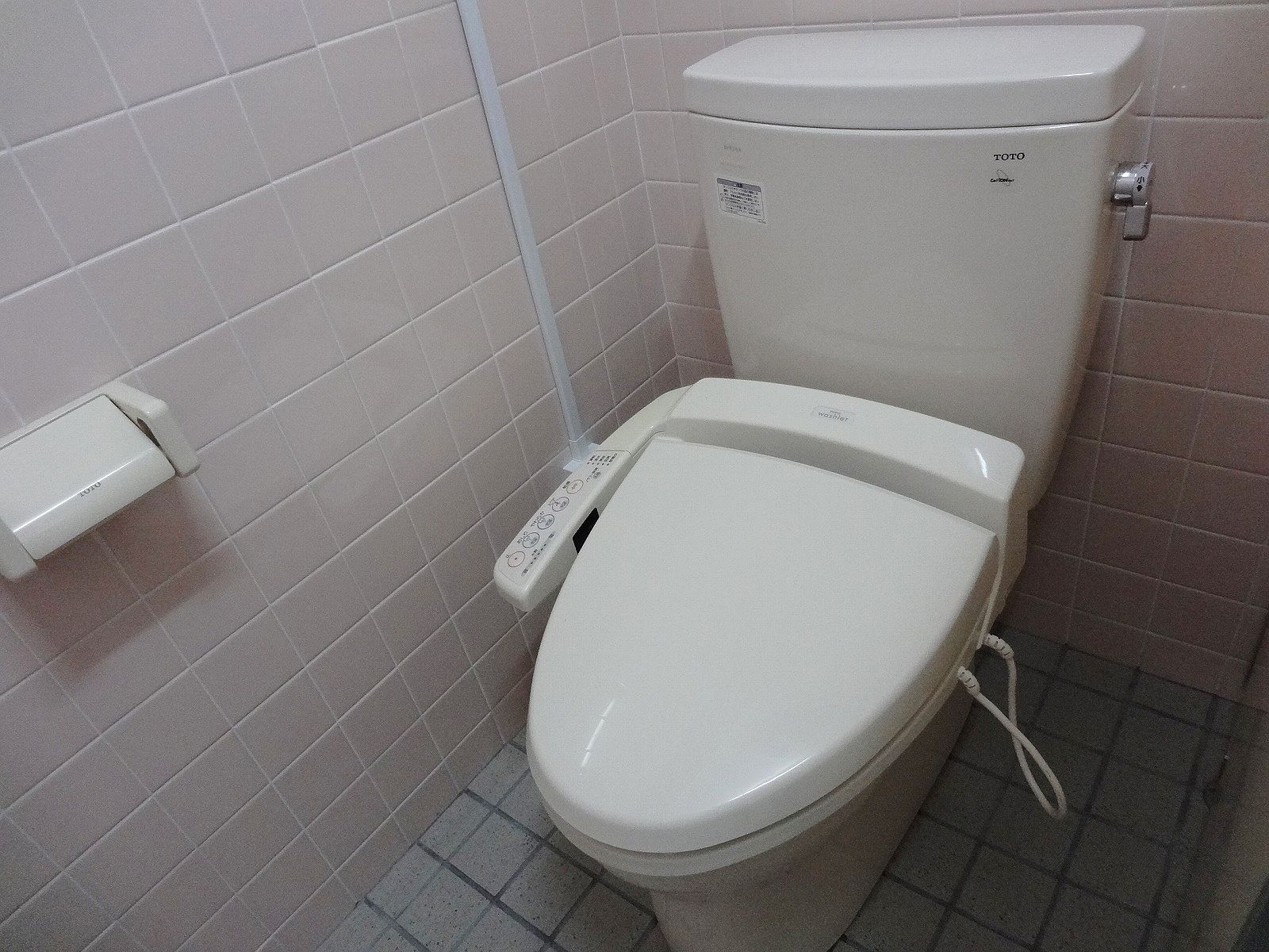 トイレは男女別