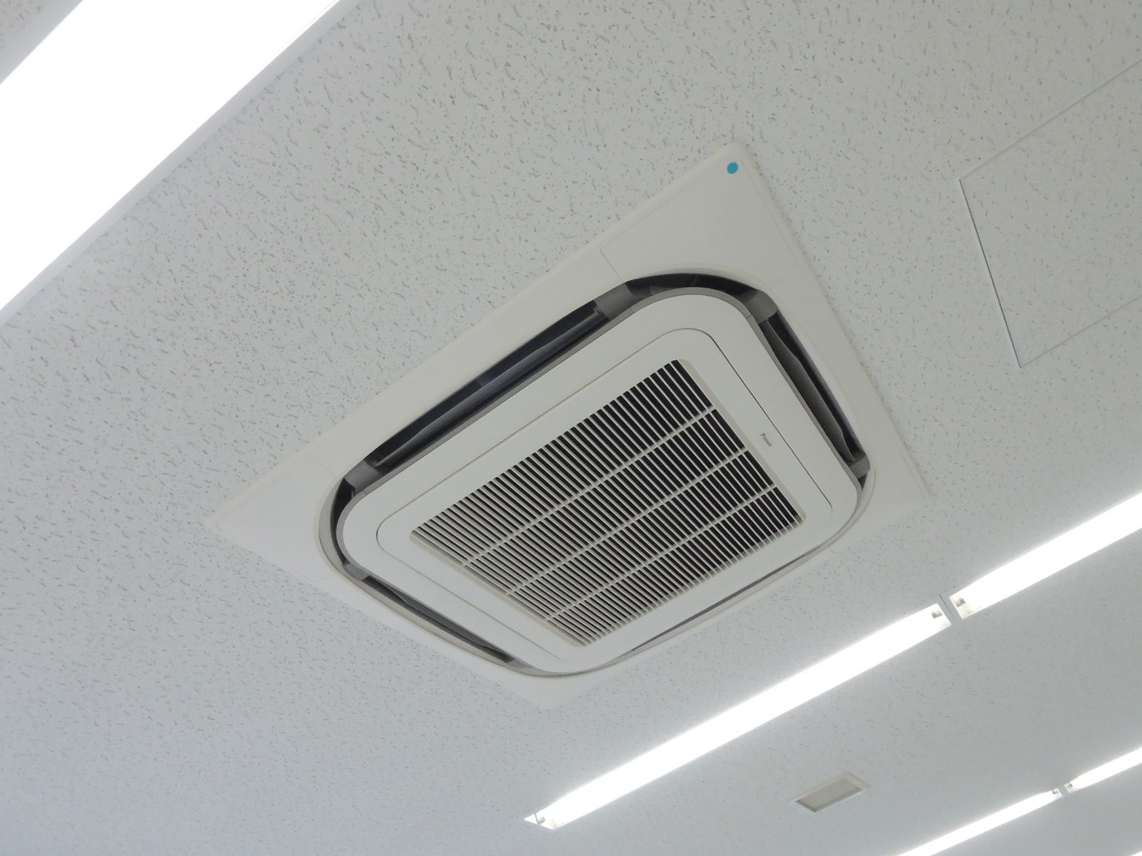 空調吹き出し口
