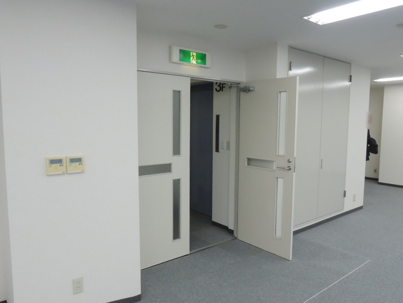 貸室入口部分