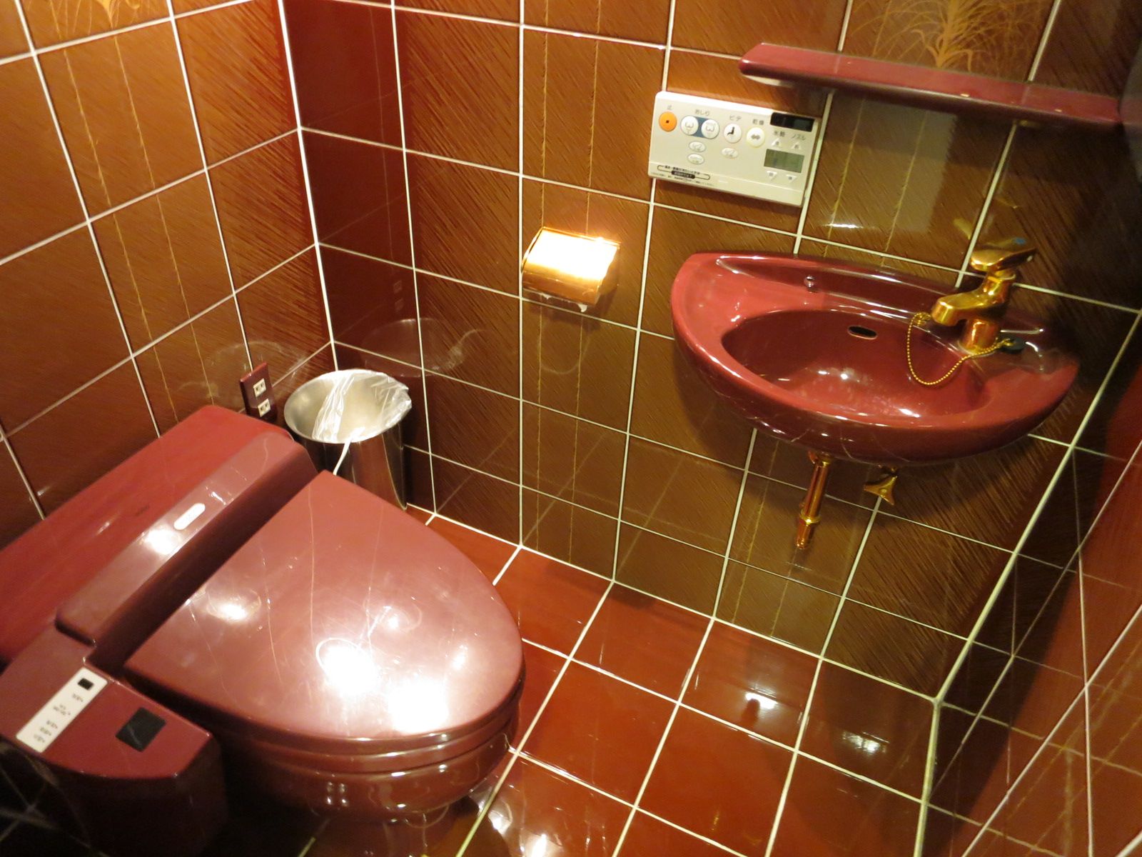トイレ個室