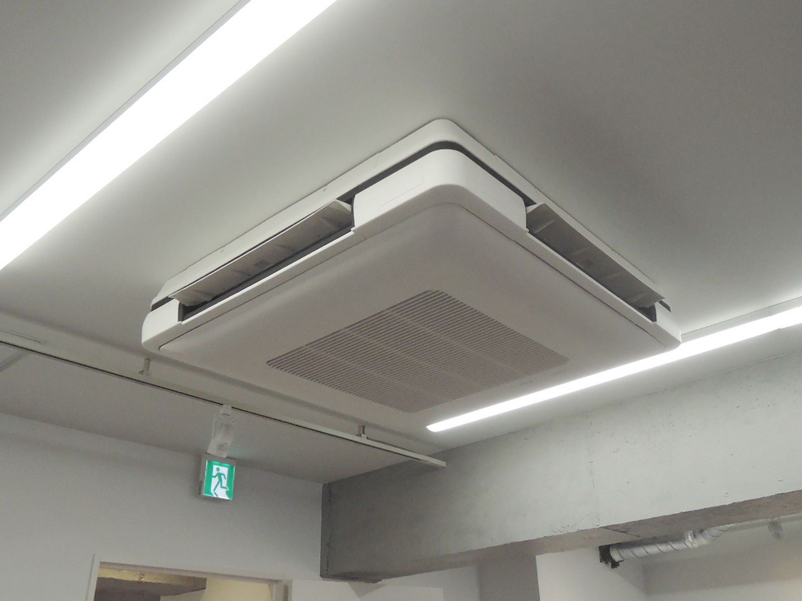空調
