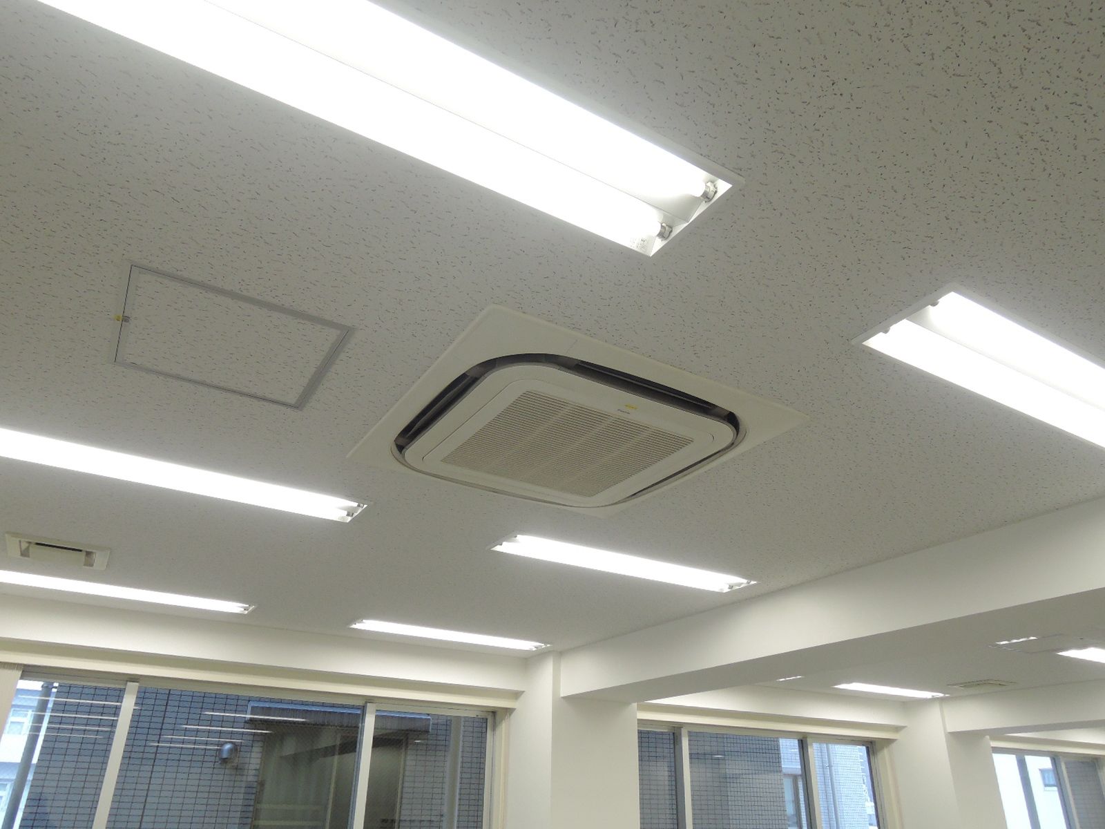 空調吹き出し口