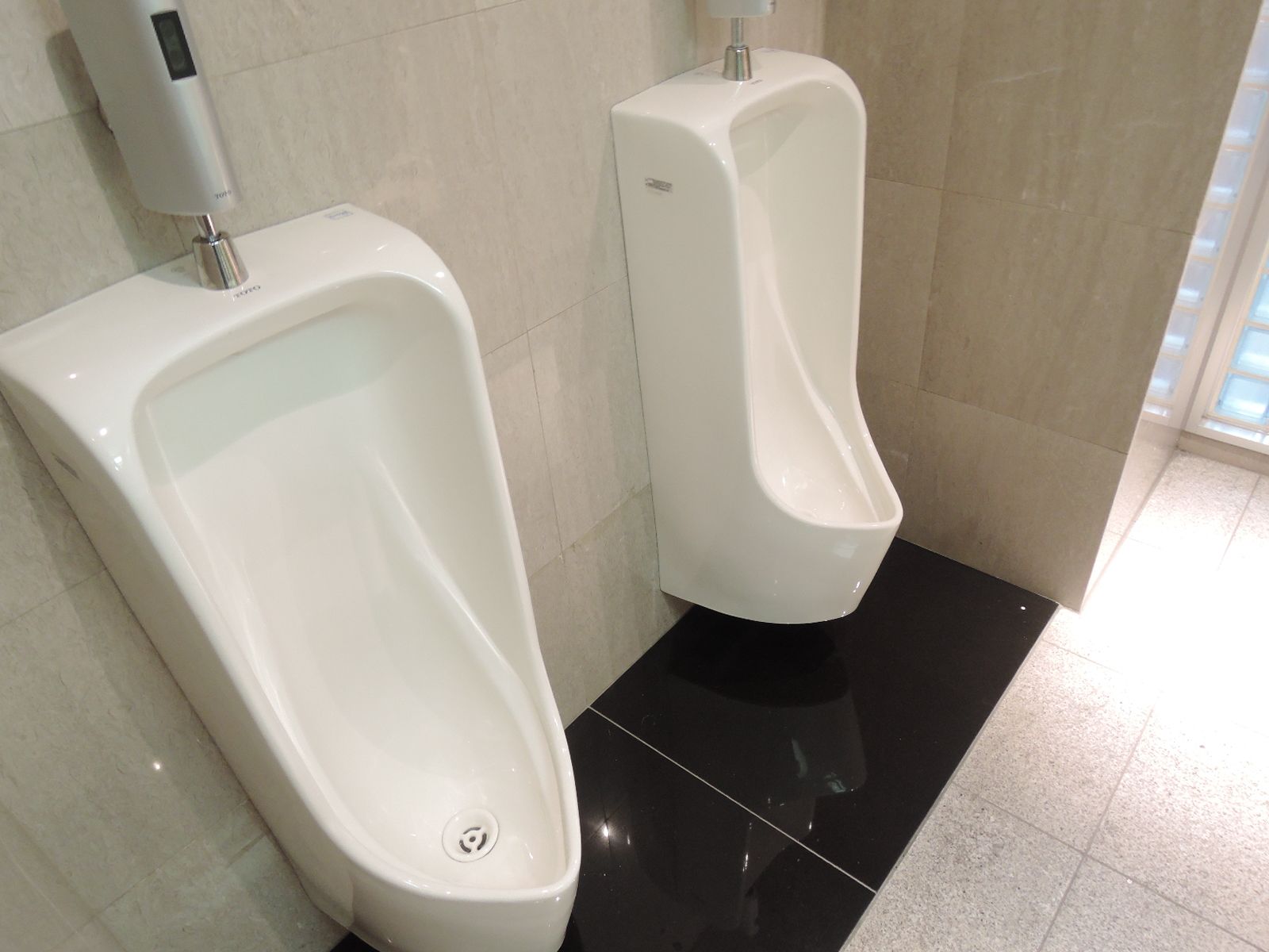 男性用お手洗い