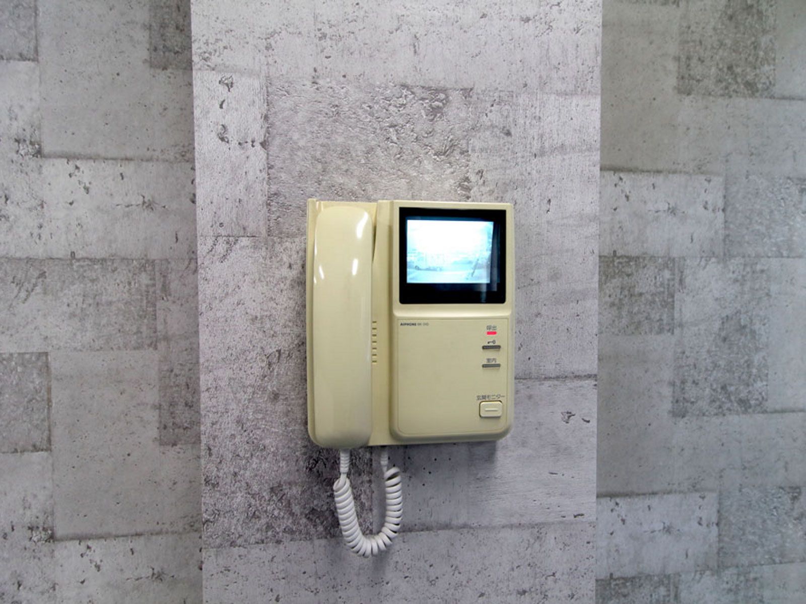 インターホン
