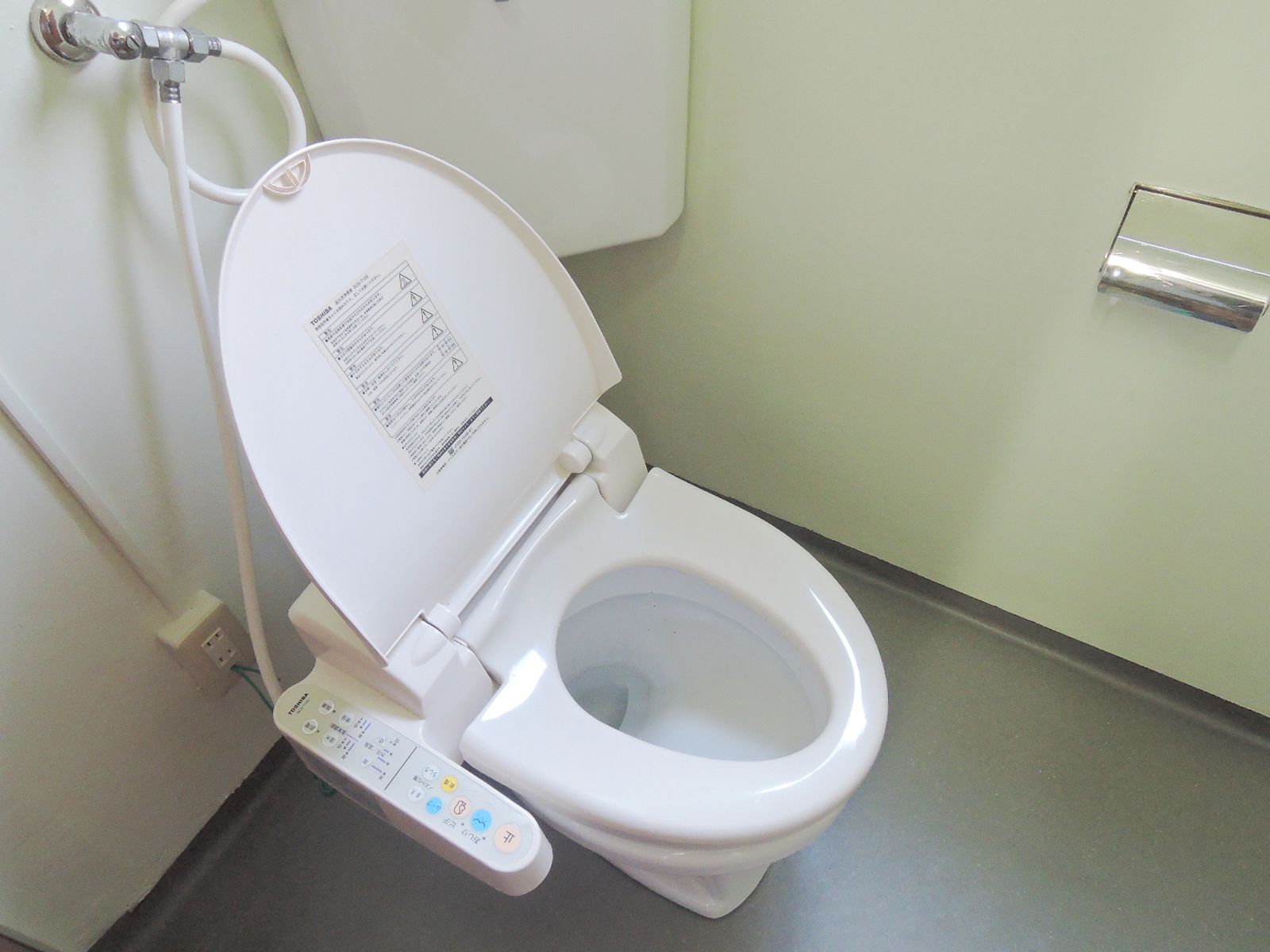 トイレ個室