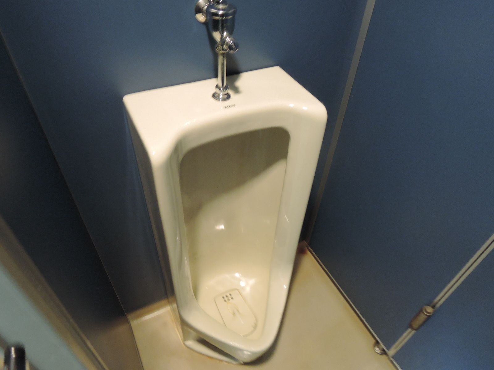 男性用トイレ