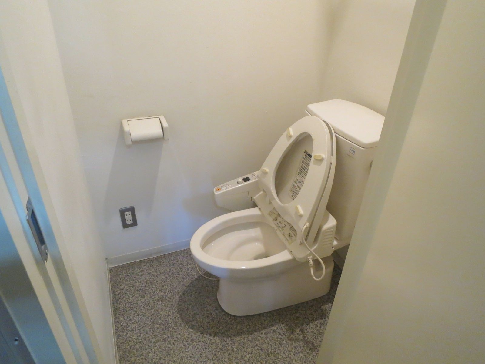 トイレ個室