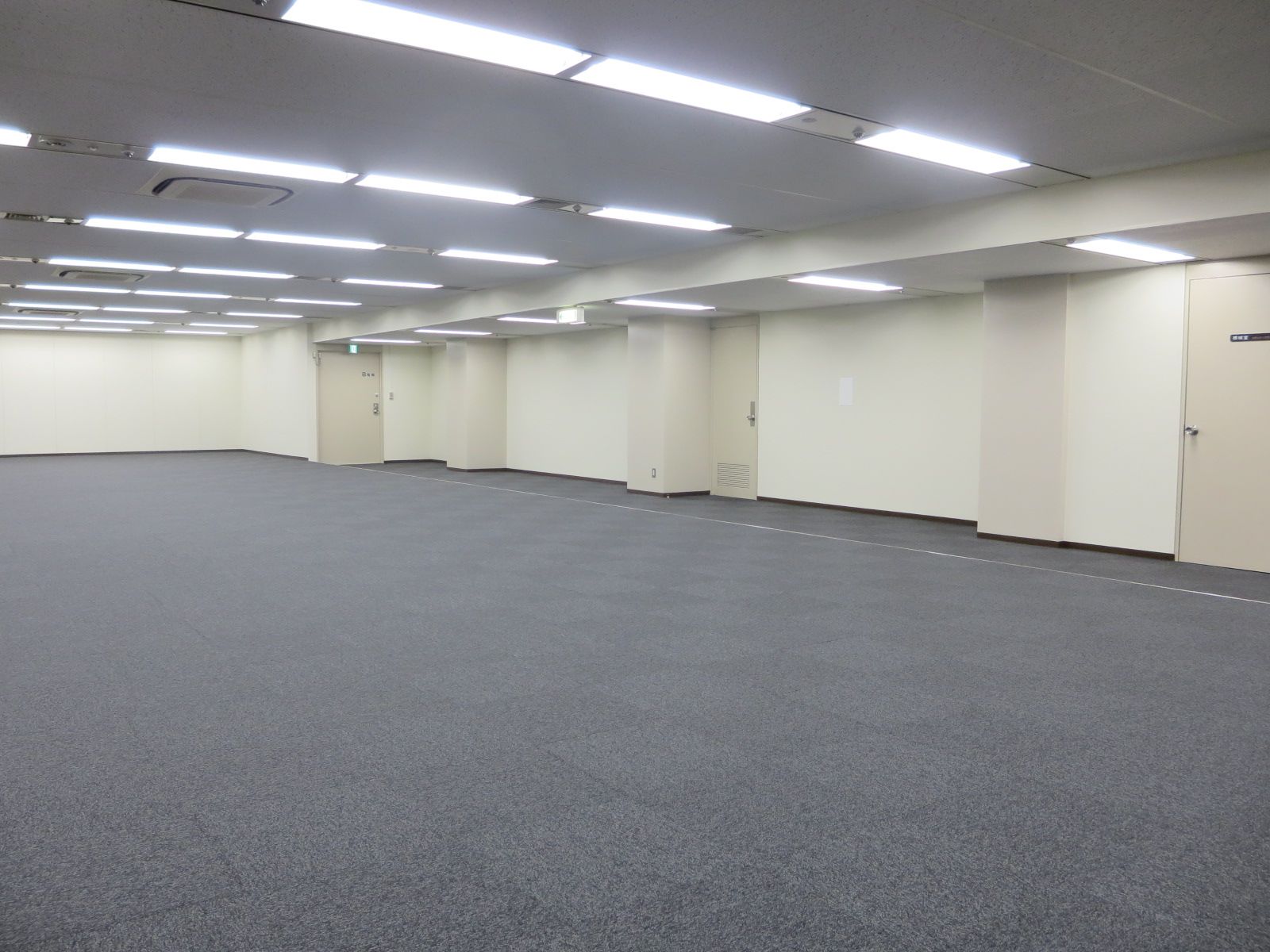 別角度の様子