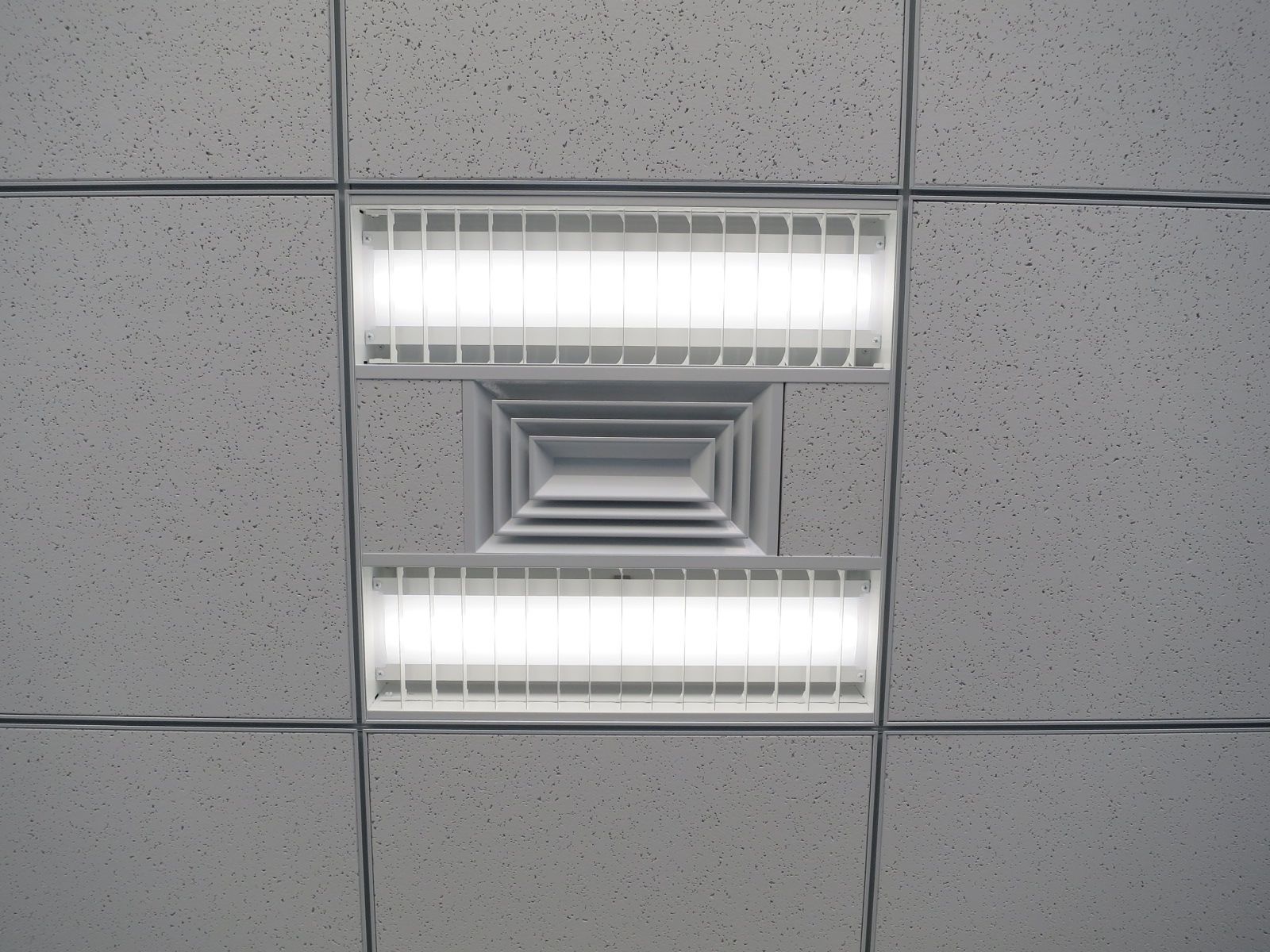 空調