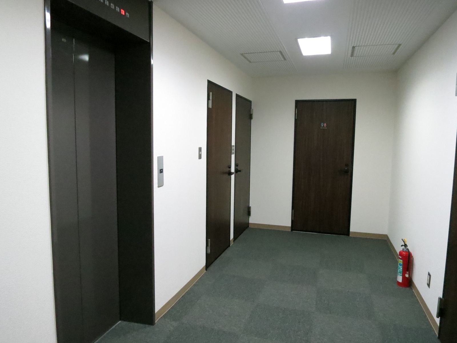 エレベーターホール