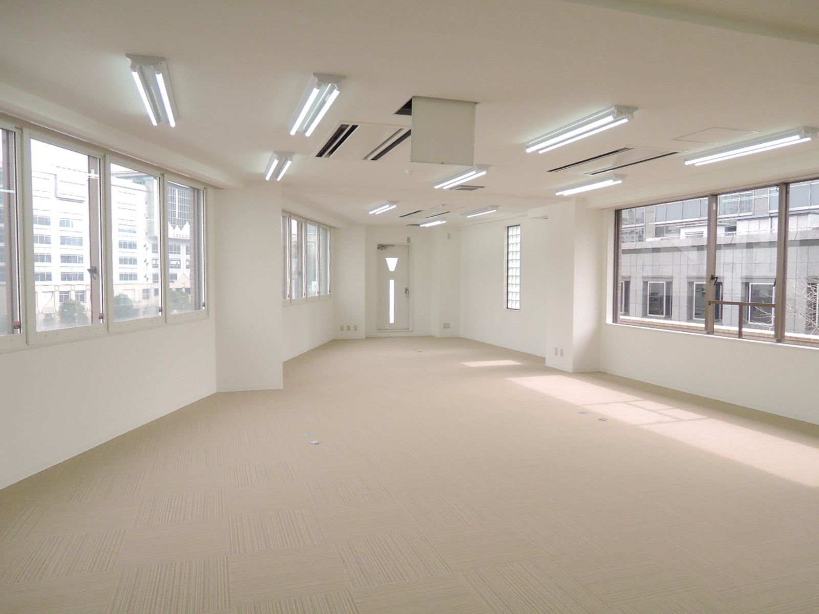 オフィス室内参考画像（6階）