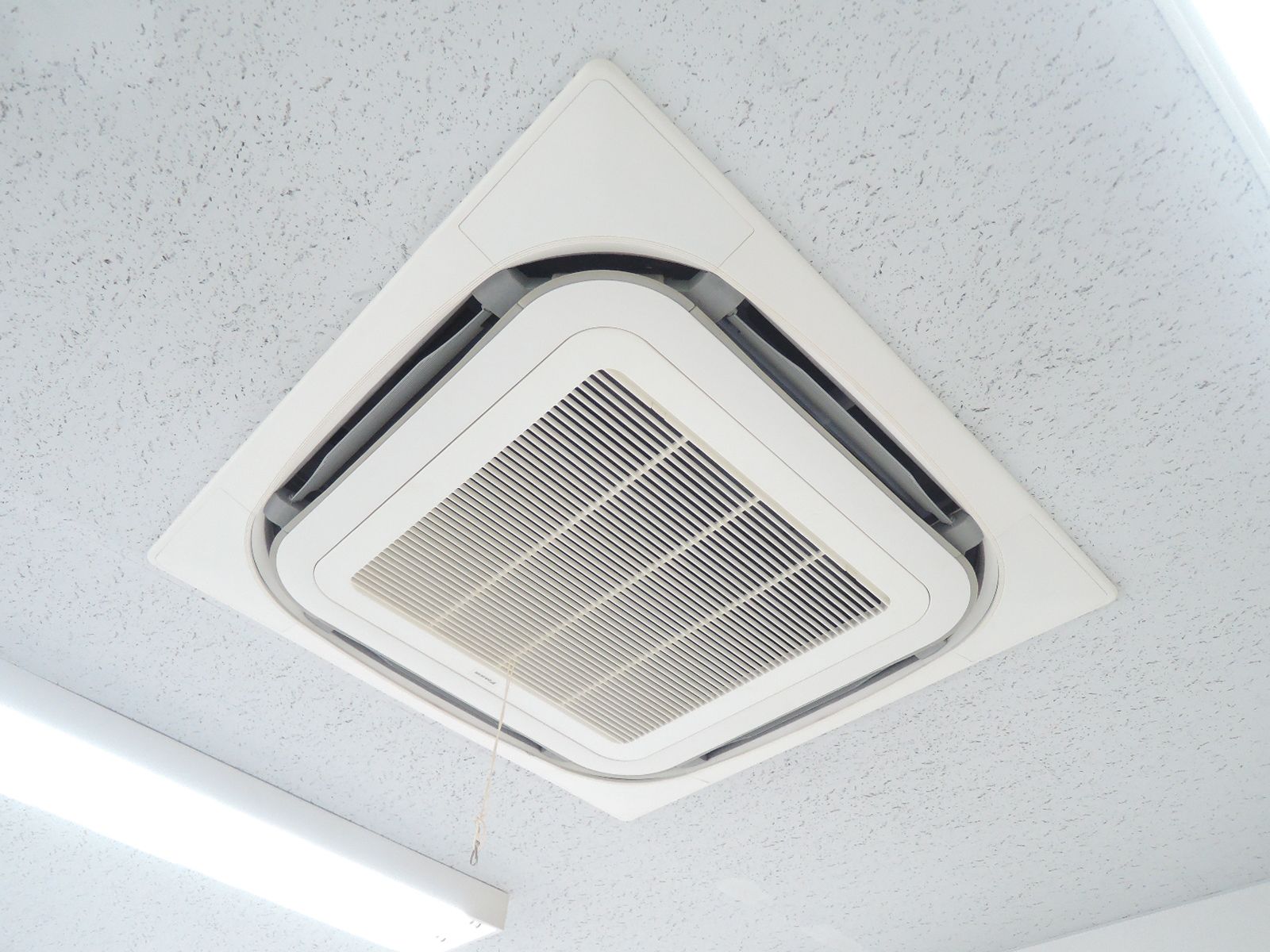 個別空調