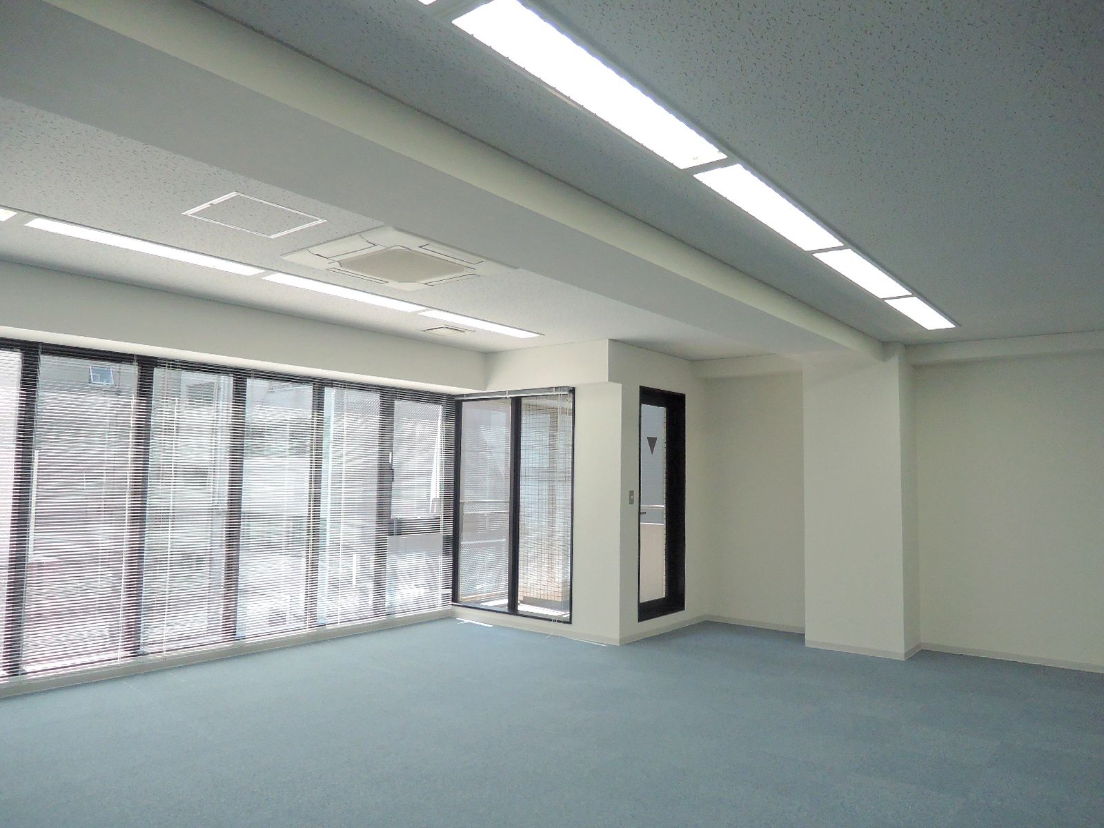オフィス室内参考画像（5階）