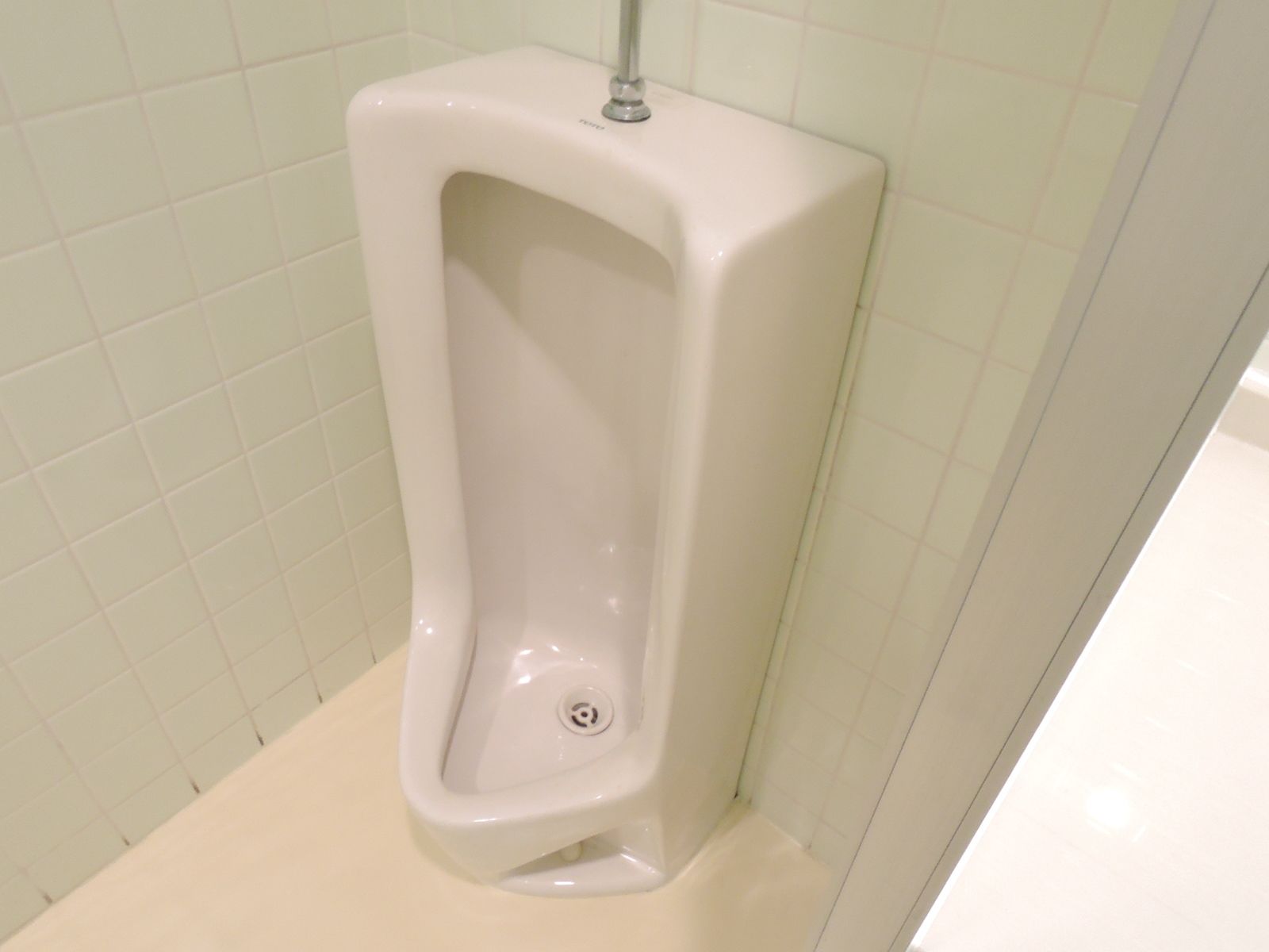 男性用トイレ