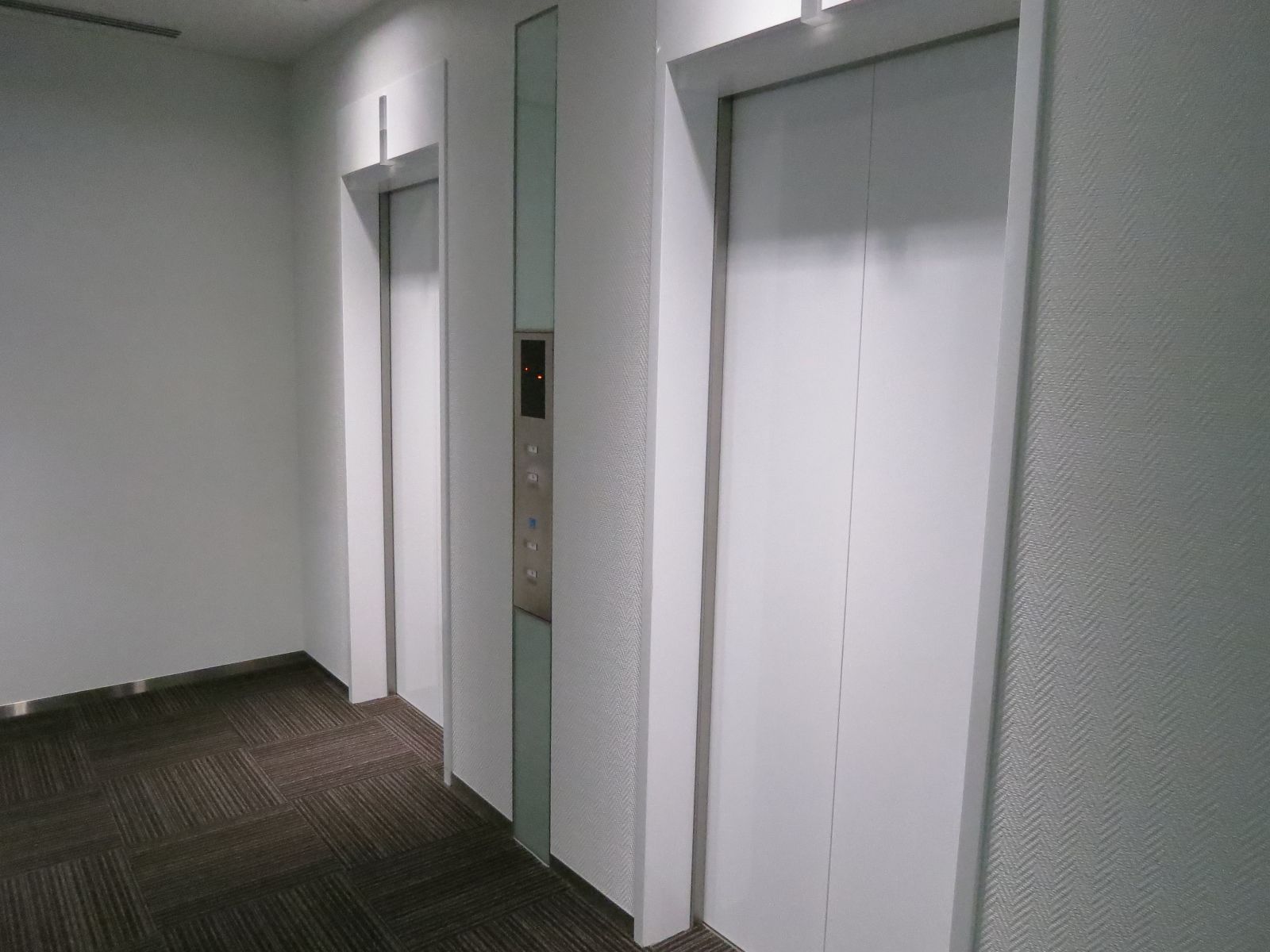 エレベーターホール