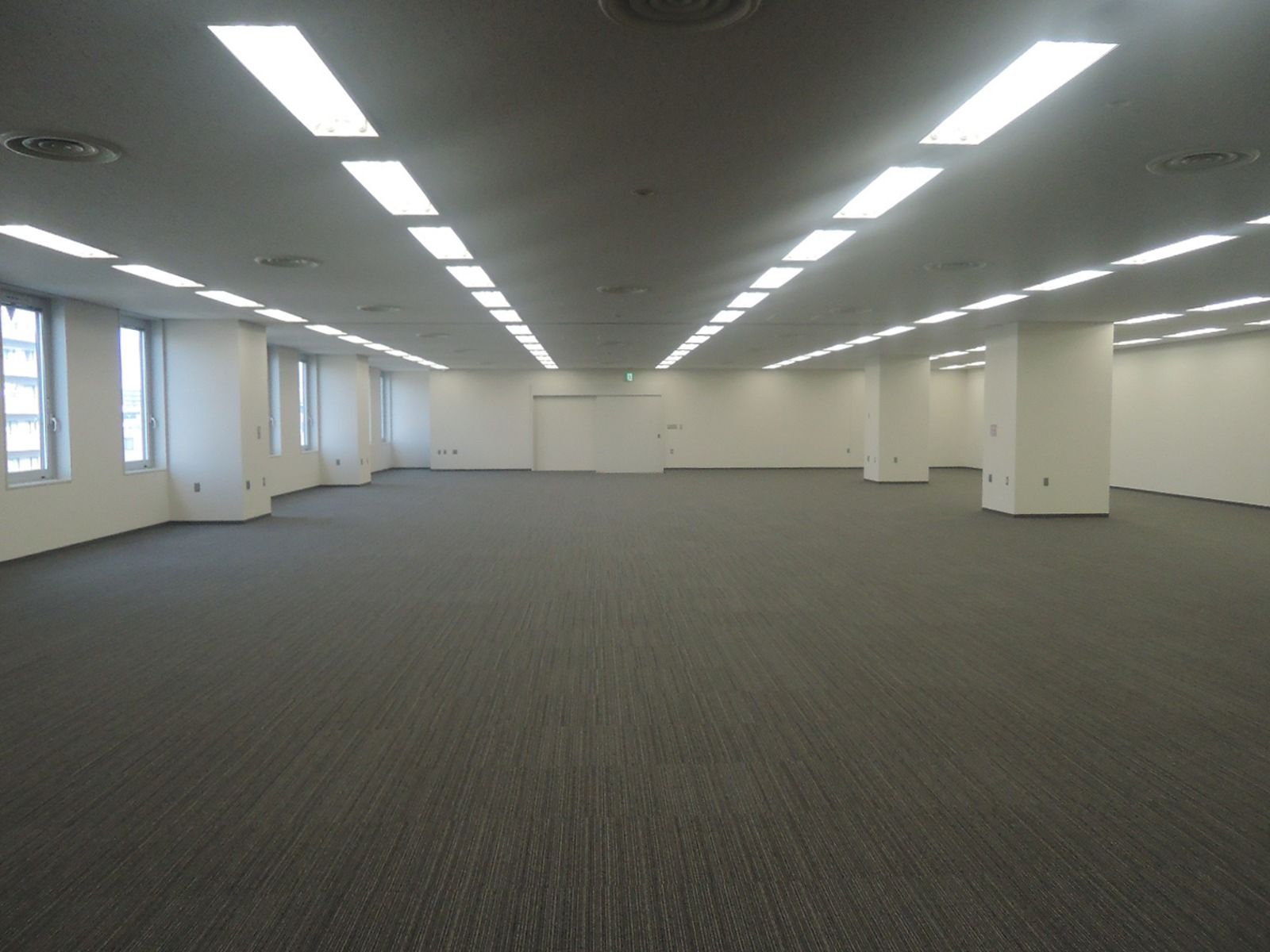 オフィス室内参考画像（4階）