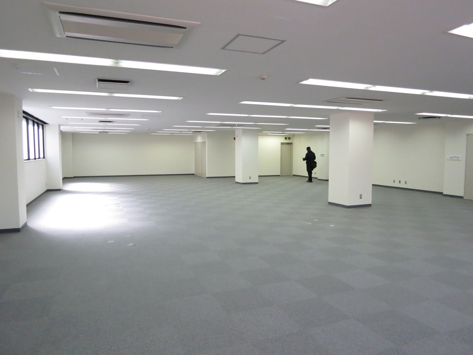 オフィス室内参考画像(3階)