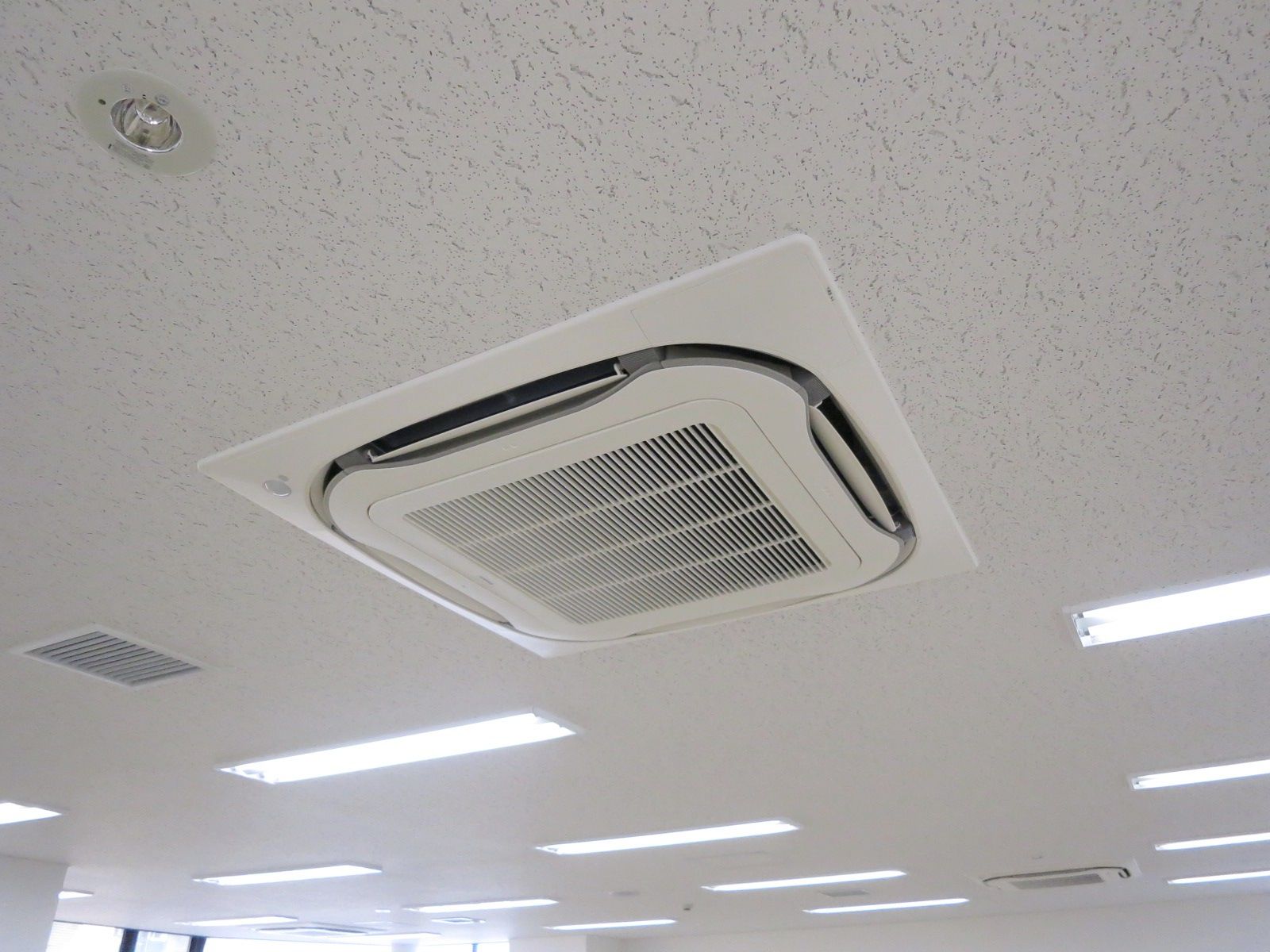 空調