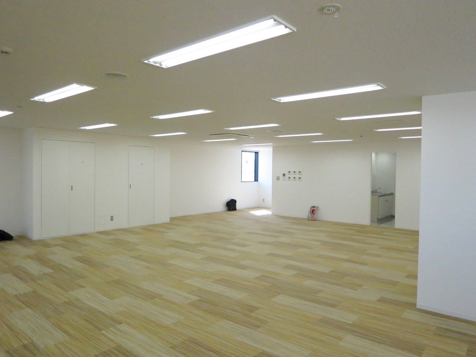 オフィス室内参考画像（8階）