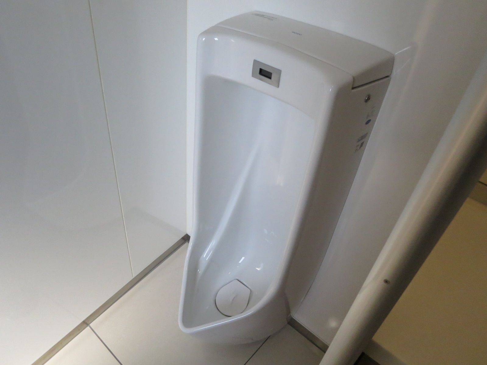 男性用トイレ