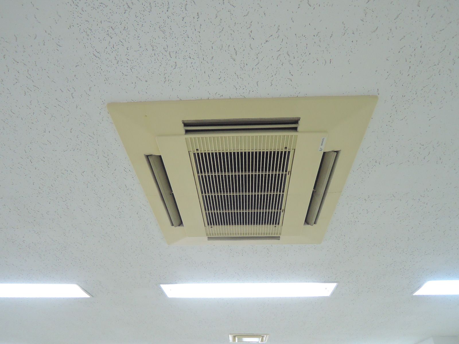 空調吹き出し口
