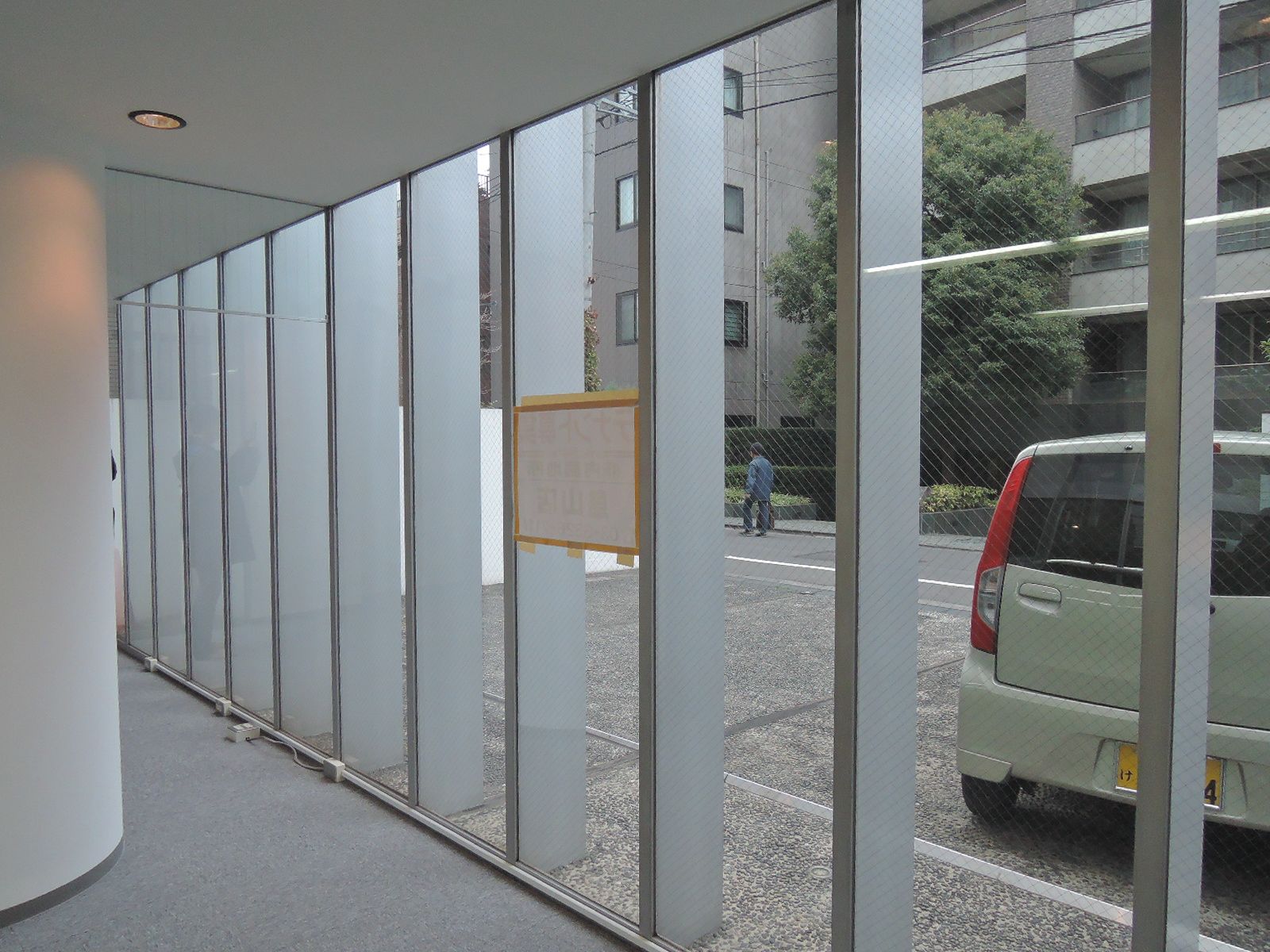 1階の大きな窓ガラス