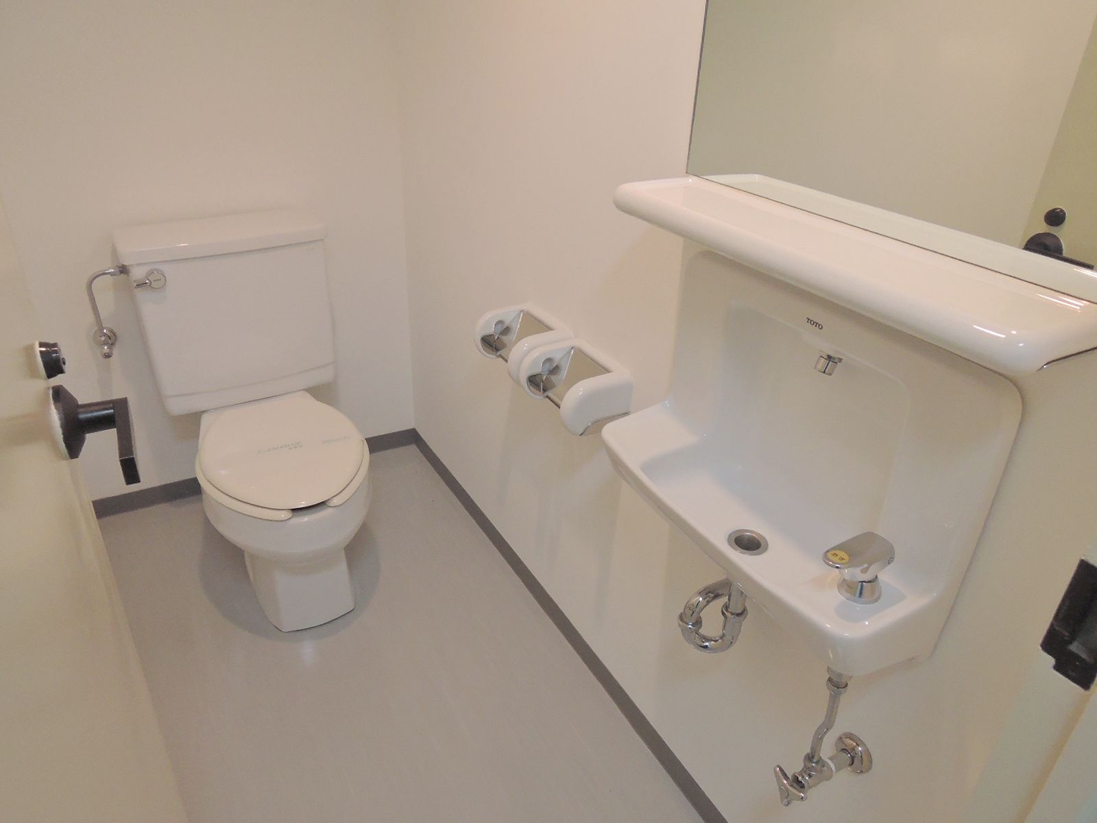 トイレ個室