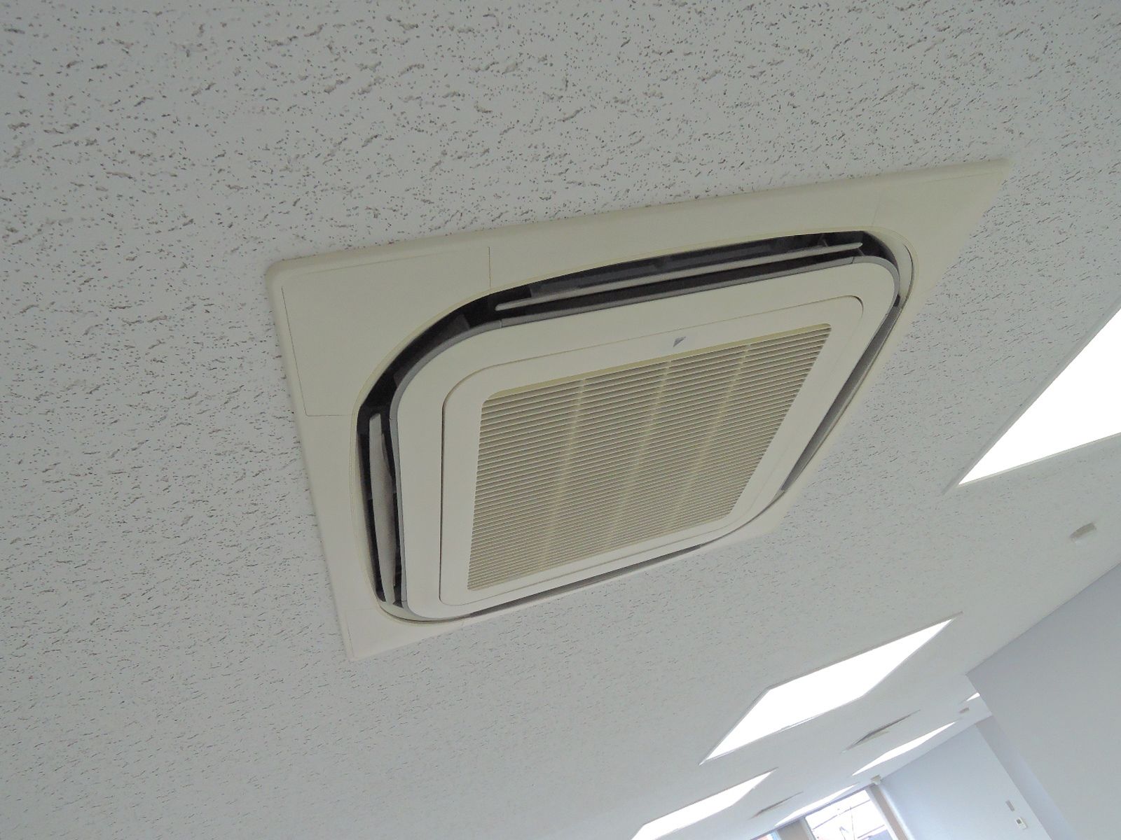 空調