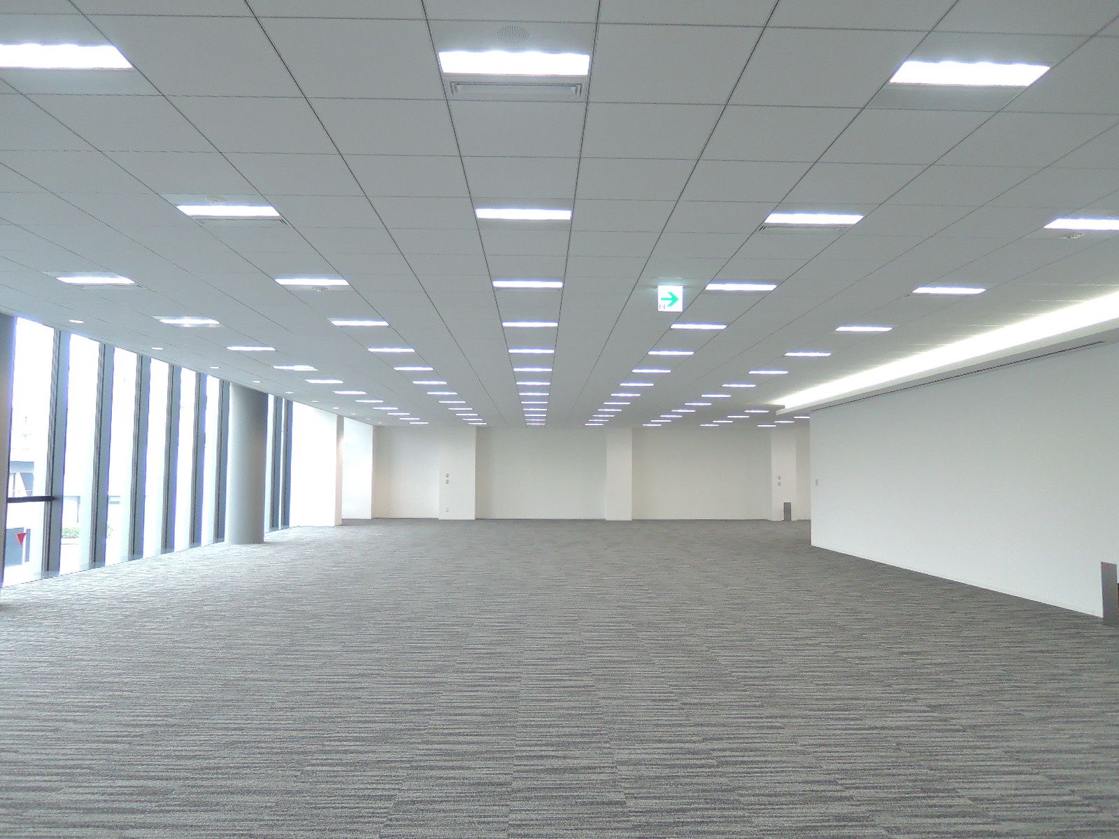 オフィス室内参考画像（4階）