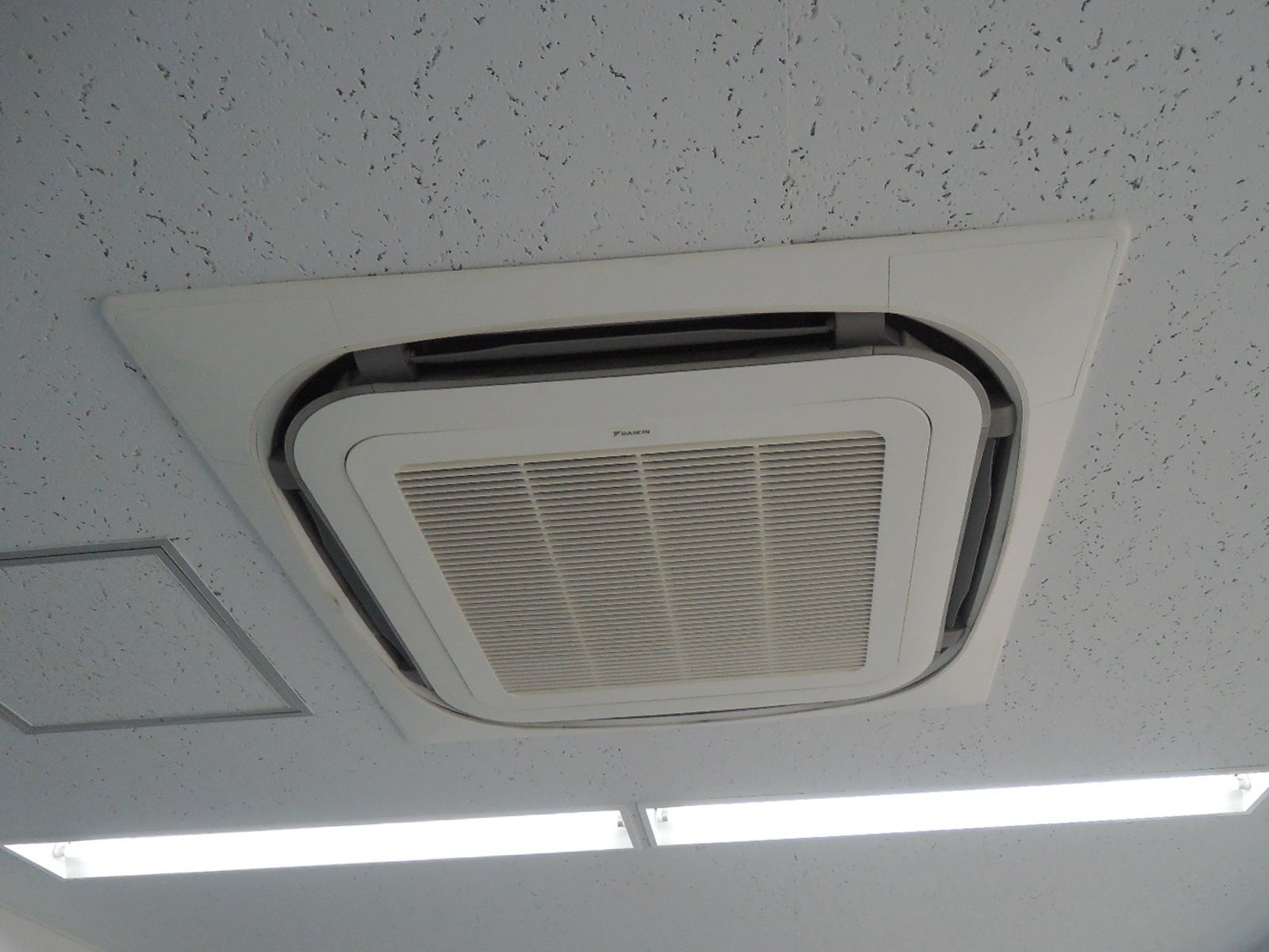 空調吹き出し口