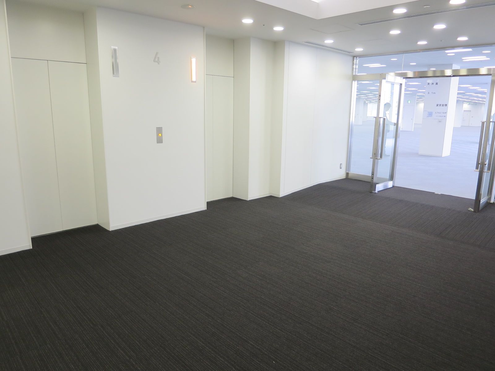 エレベーターホール