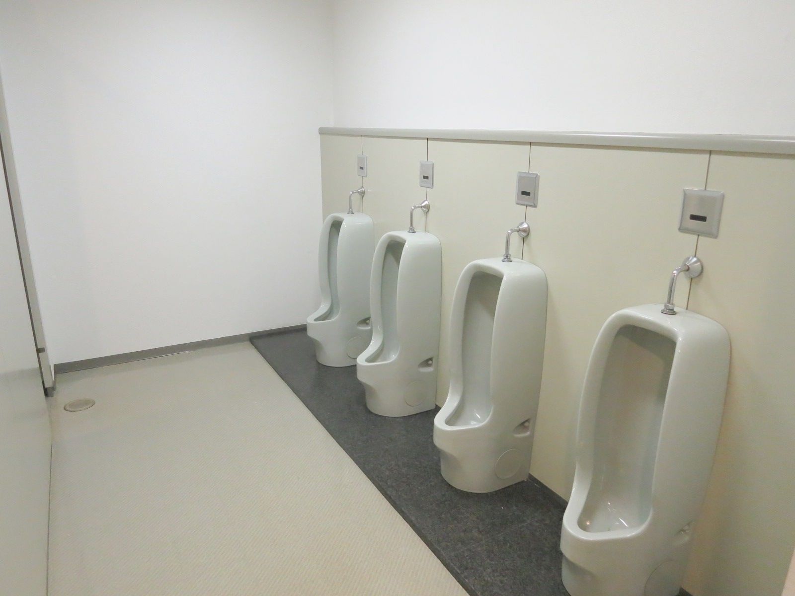 男性用お手洗い