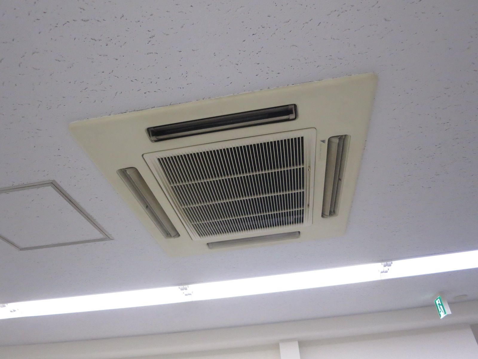 空調