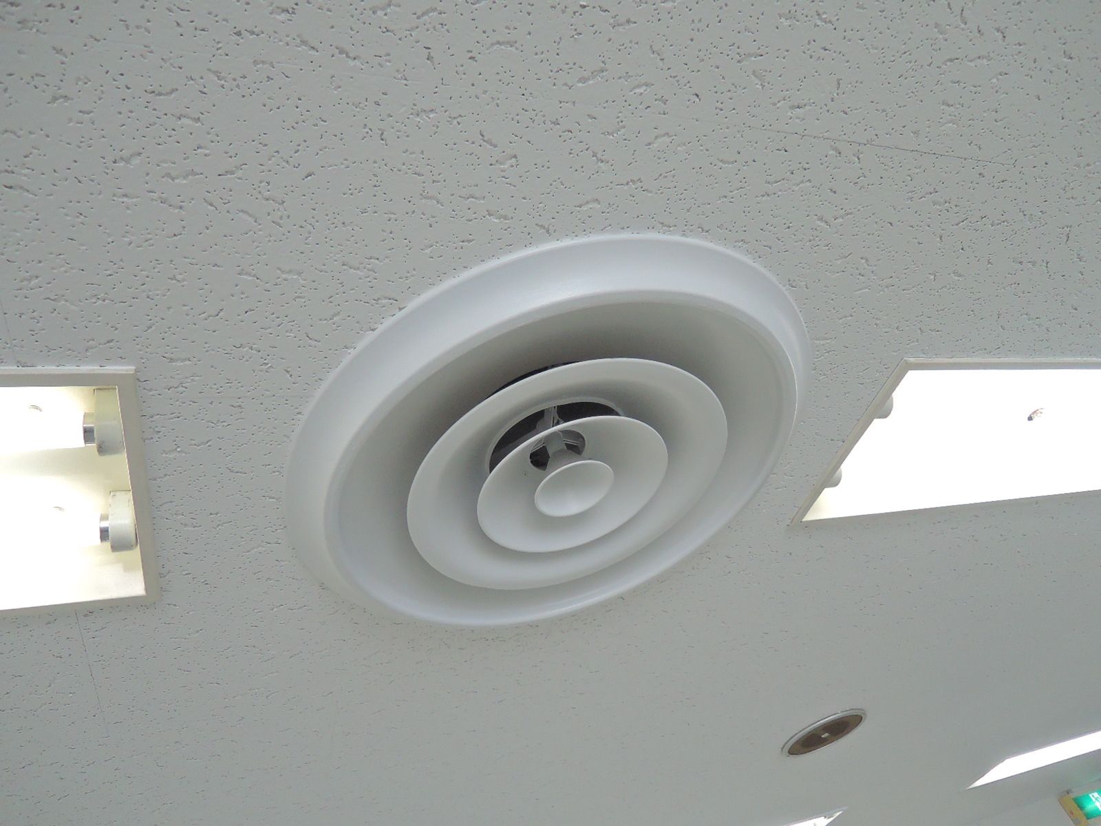 空調機器