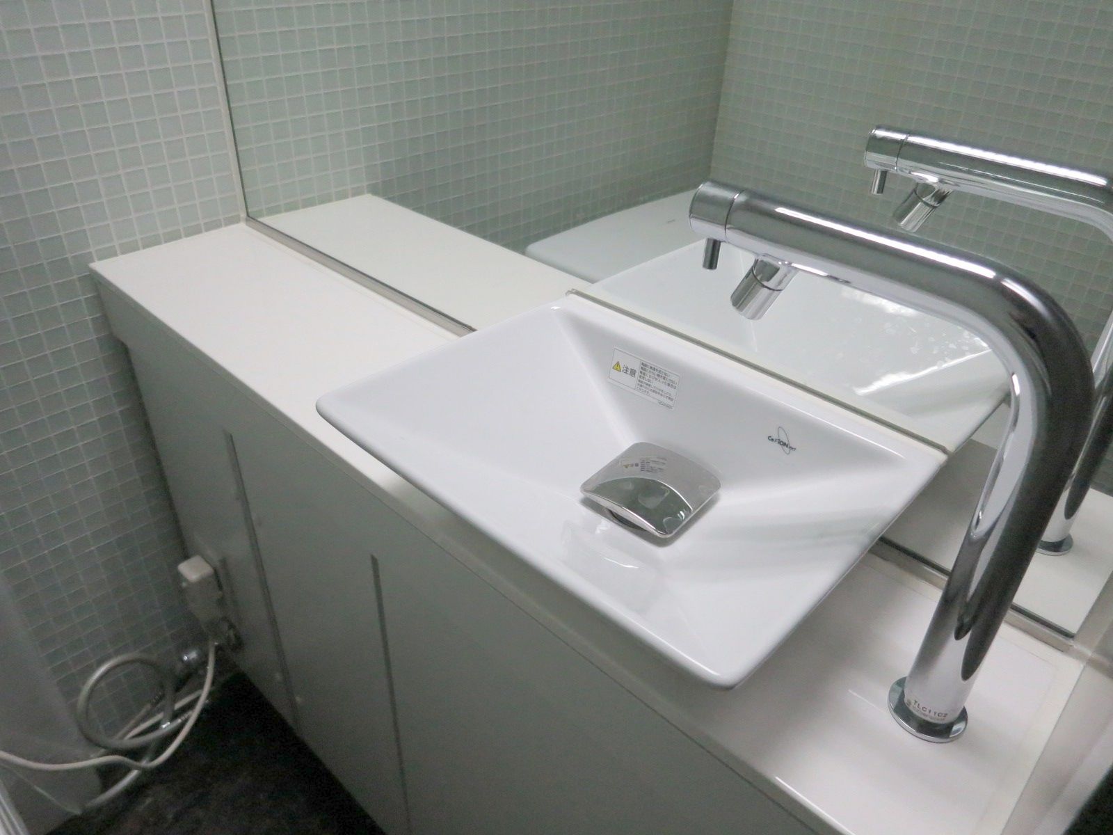 トイレ洗面台