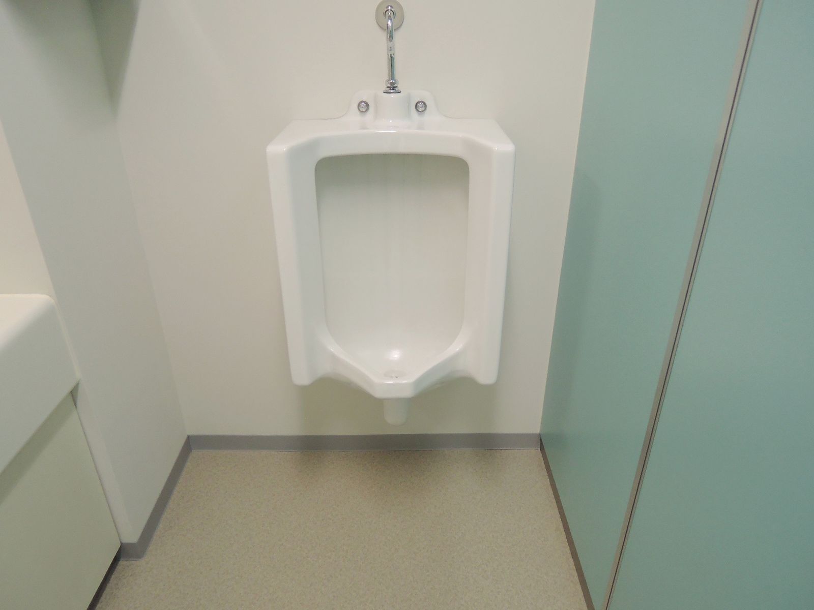 男性用トイレ
